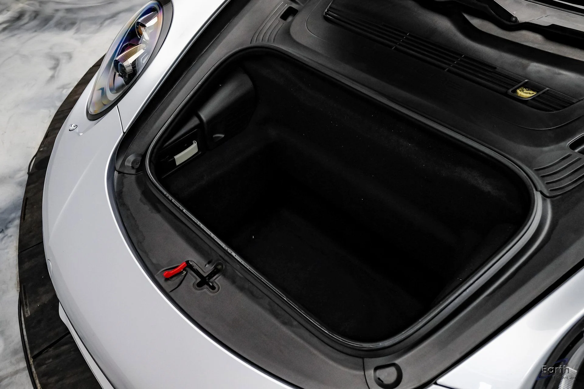 mph084_1189243500_2af112cd651cf75178d50f41ded69b51x_610322873c