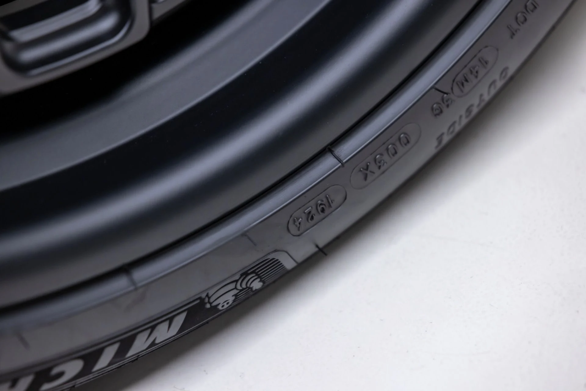 mph084_1450021081_13197_p85_l_5b1377afb1