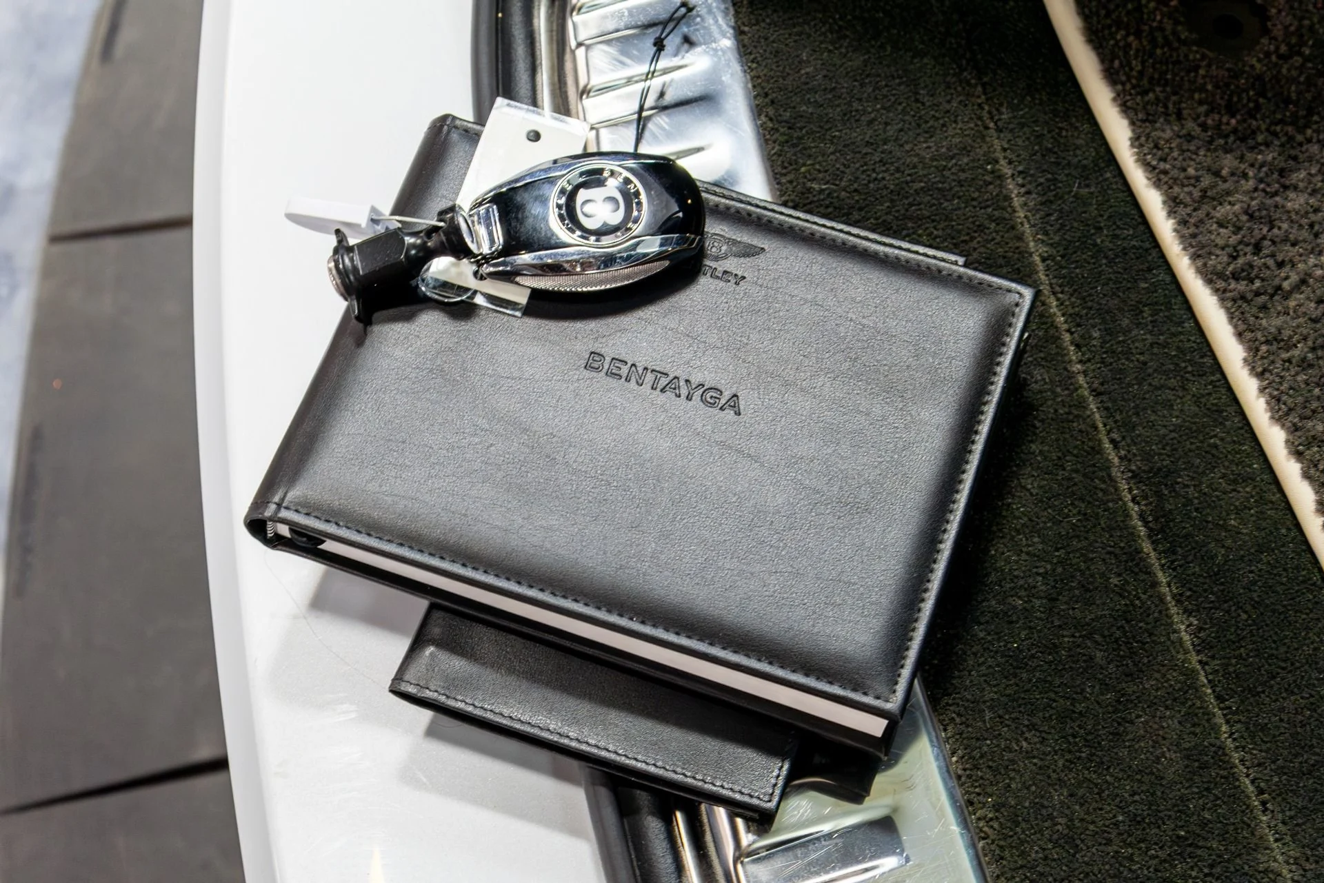 mph084_1512466791_Used_2021_Bentley_Bentayga_V8_First_Edition_1774291377_24018c61c7