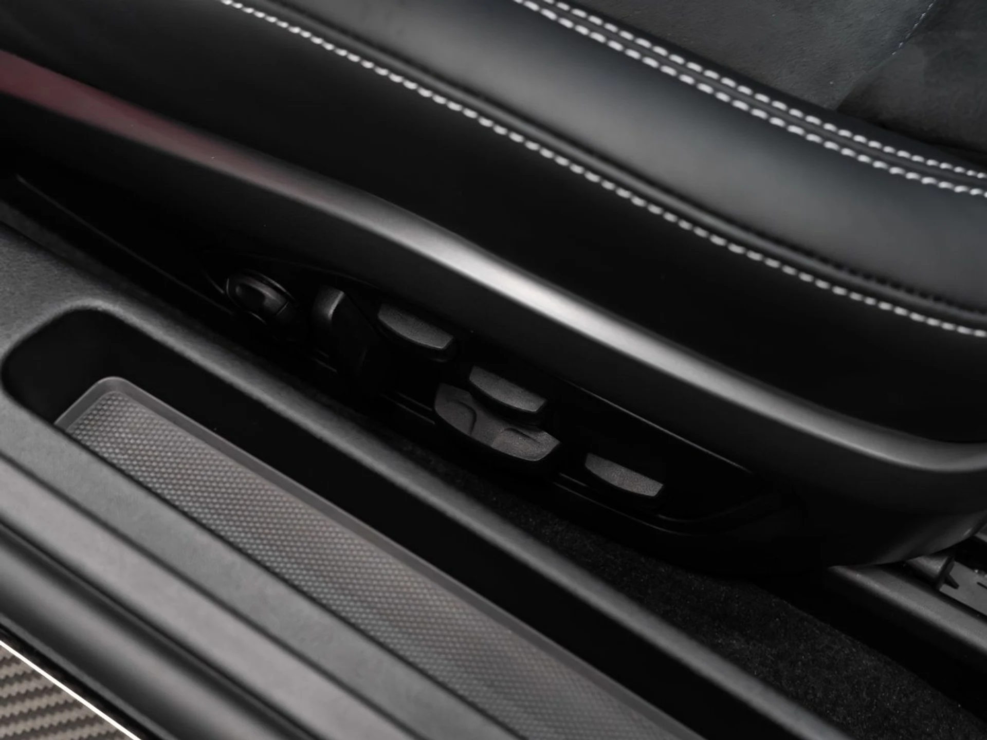 mph084_1875117189_porsche_911_2022_97e6257db6