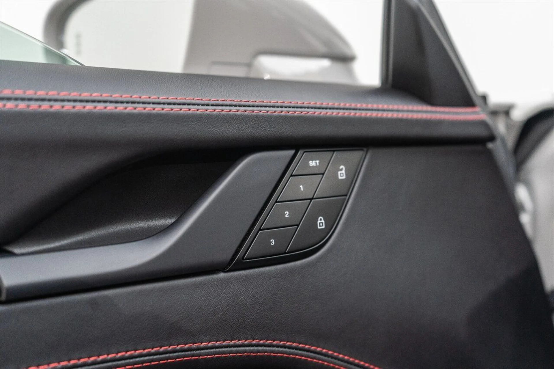 mph084_1942657116_2b82791f67_1280_f75e81bdda