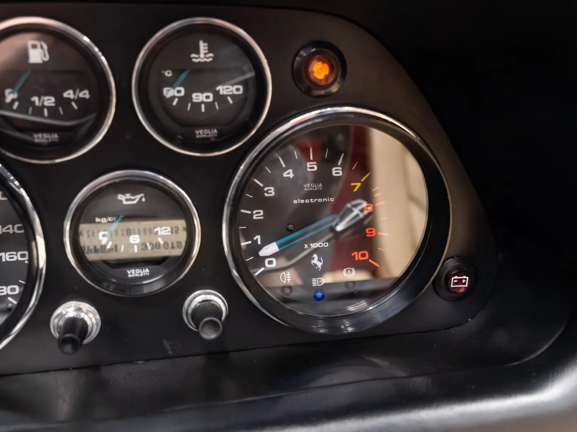 mph084_2246806509_ferrari_308_gtsi_1982_52e3bcfb76