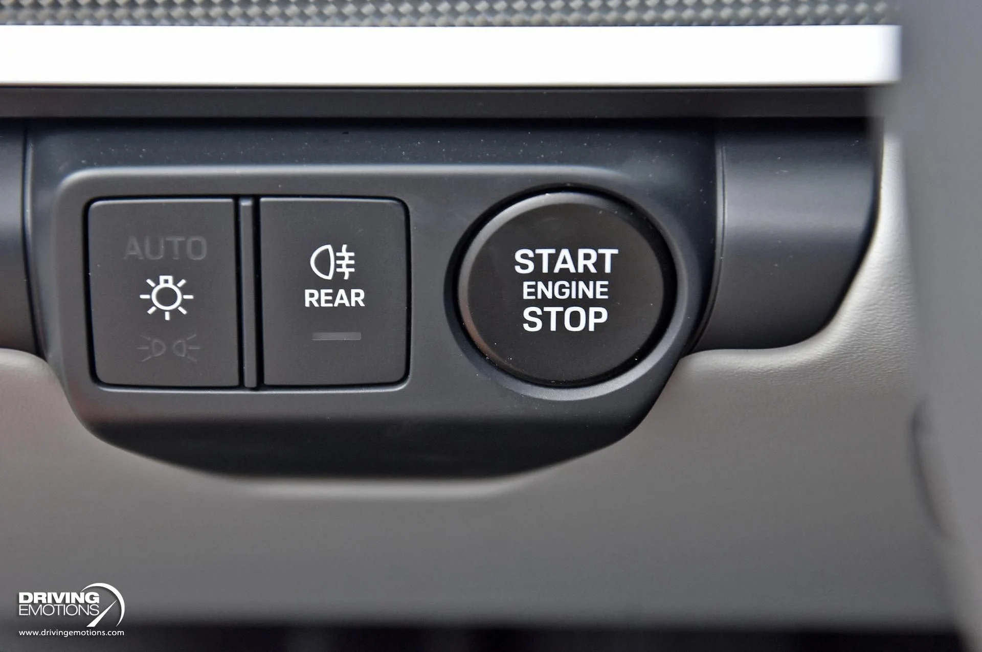 mph084_2278203147_898_p85_l_a6cd33c737