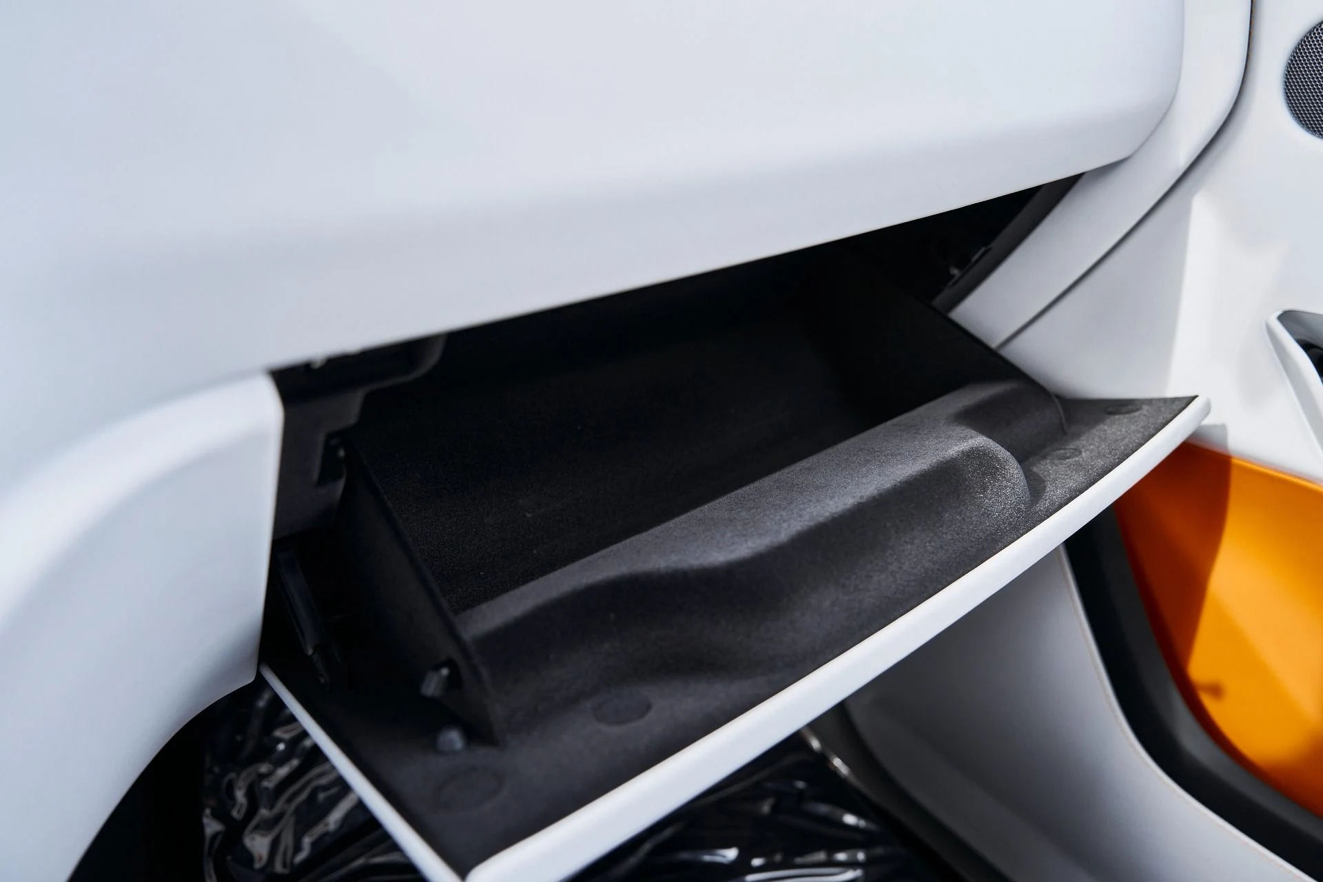 mph084_229582708_Used_2026_Rolls_Royce_Cullinan_Base_1769135909_e6a7f2246c