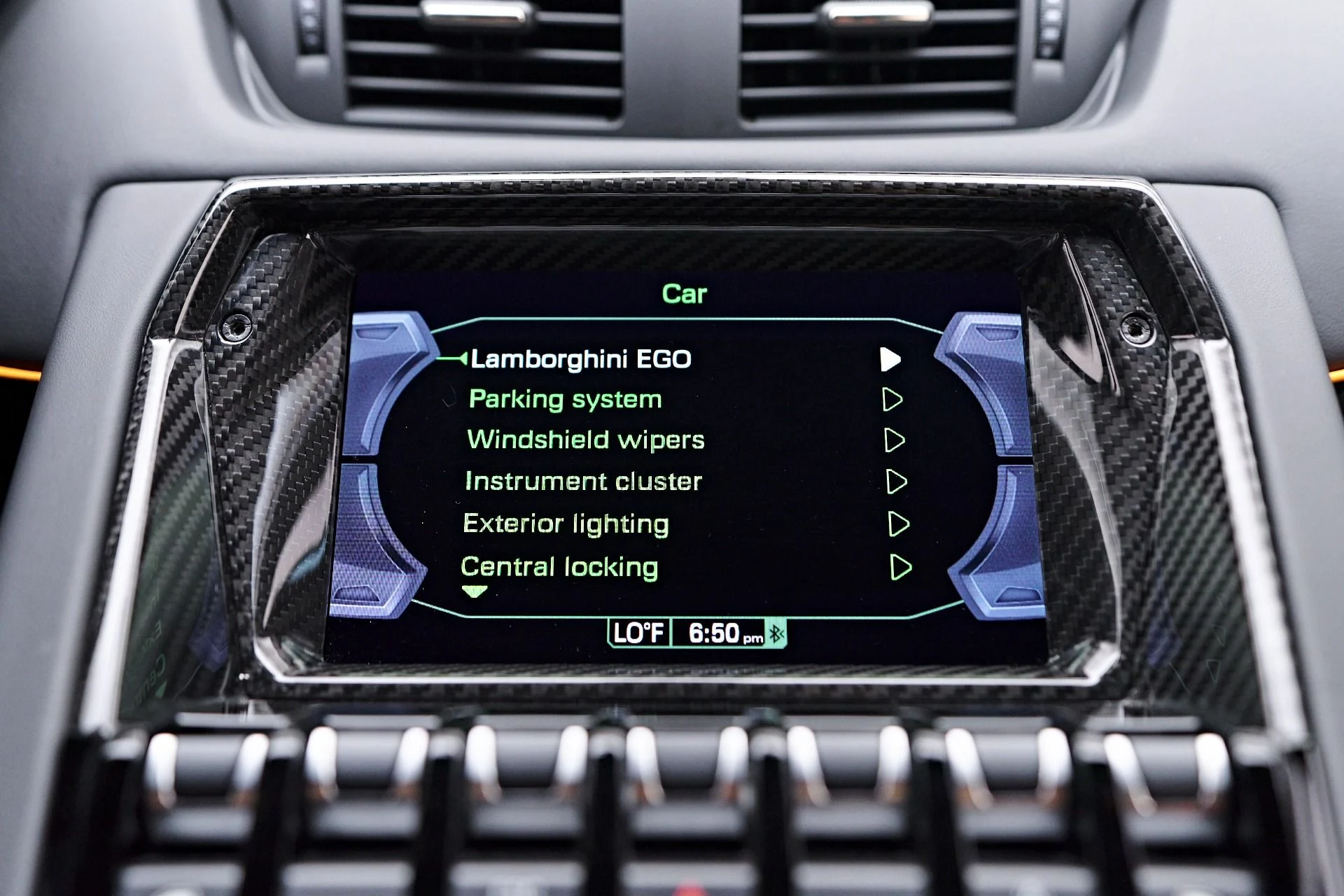 mph084_2379300646_Used_2021_Lamborghini_Aventador_SVJ_Base_1755224573_b95f7d8d4a