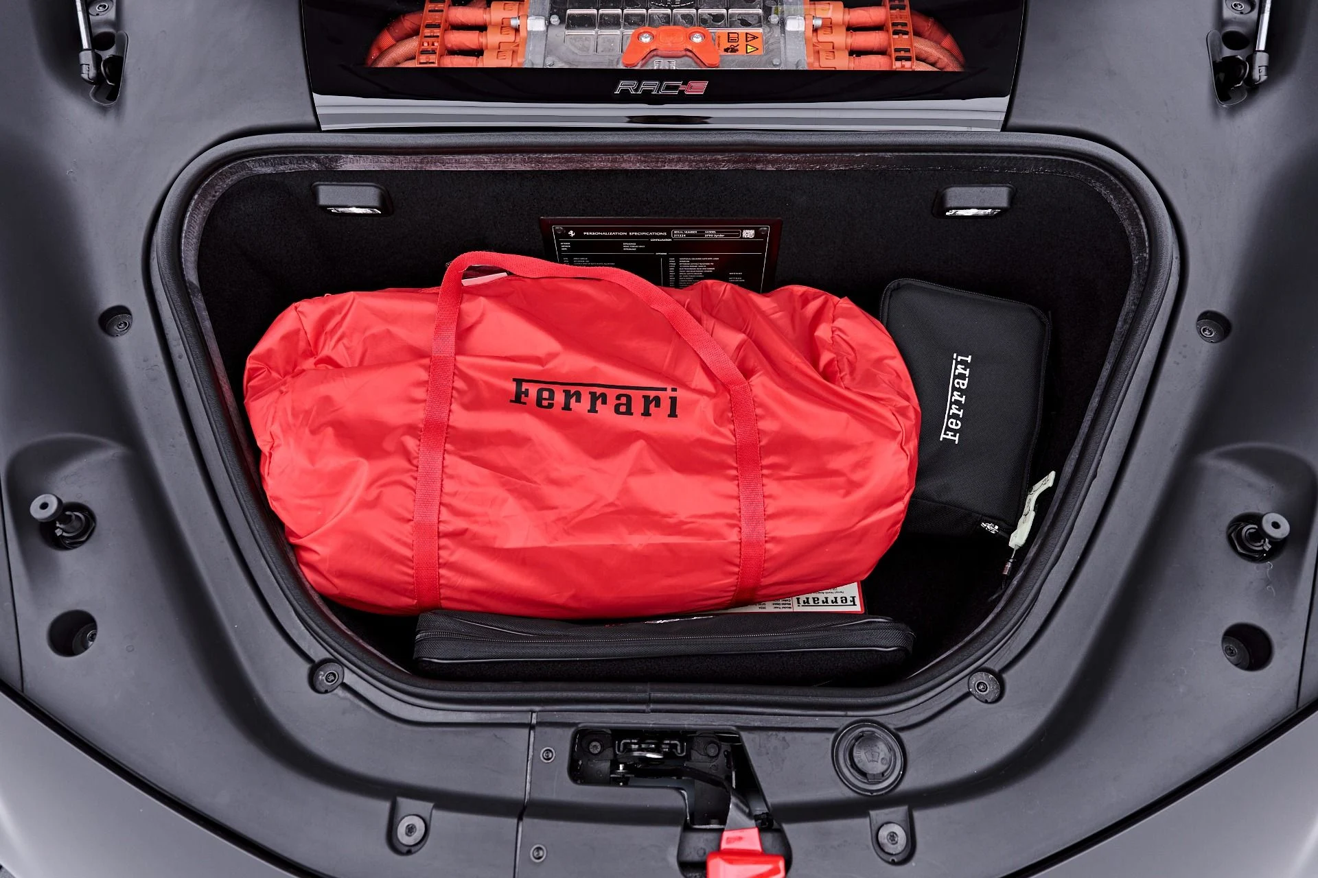 mph084_2436455878_Used_2024_Ferrari_SF_90_Spider_Base_1785520233_0ae862cffa