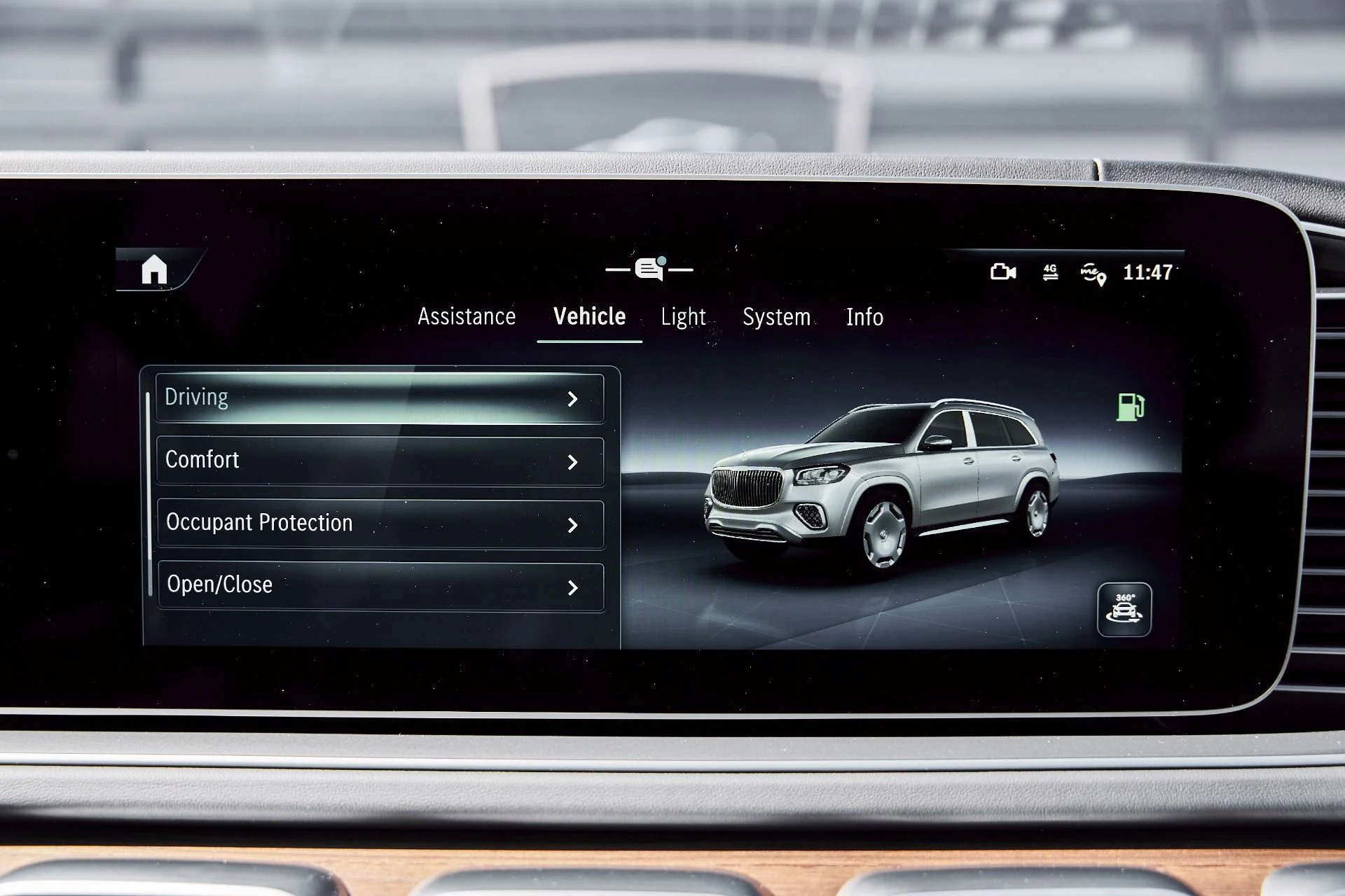 mph084_2497936577_Used_2025_Mercedes_Benz_GLS_Maybach_GLS_600_1771467946_81f588f2f6