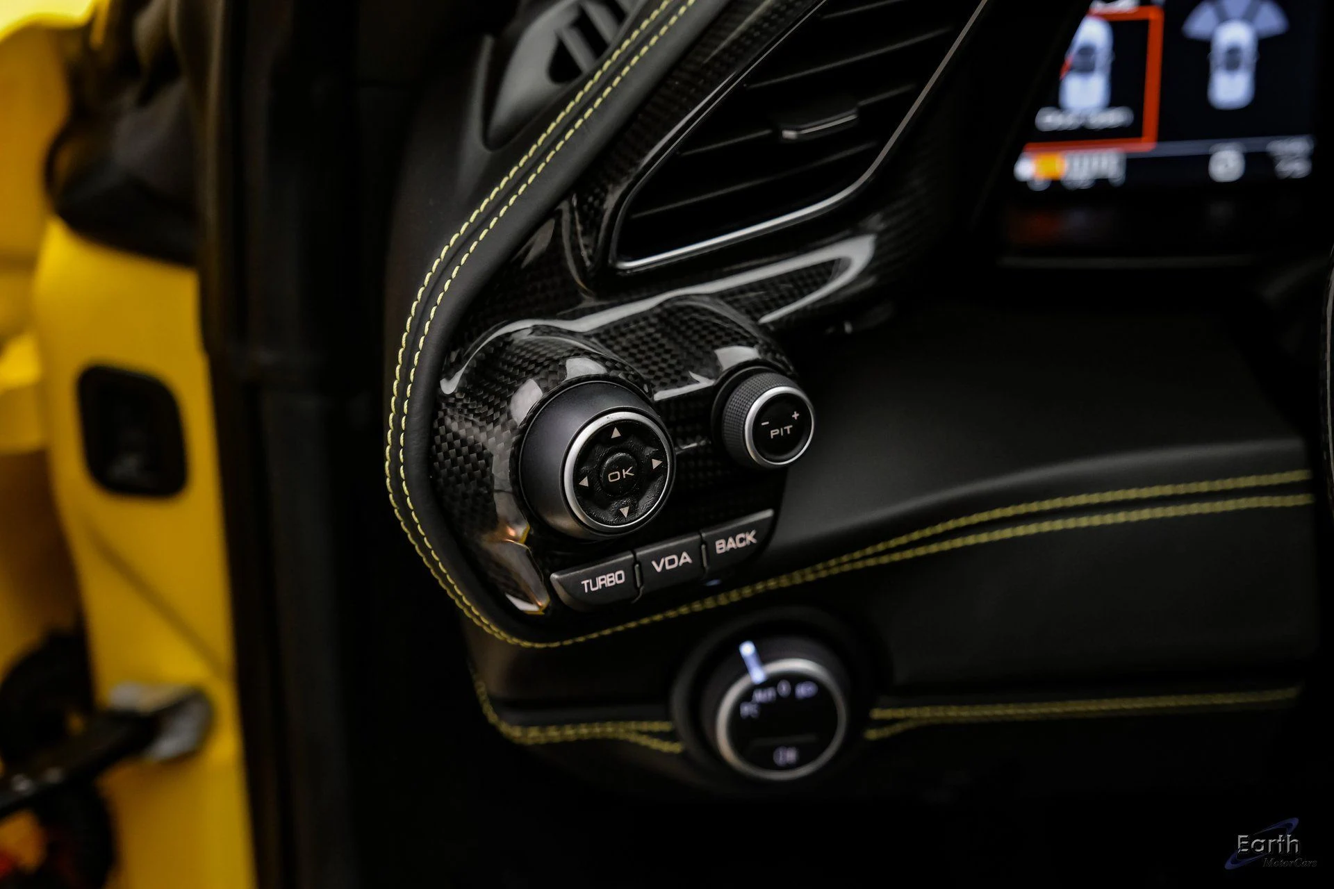 mph084_2533014421_7a66de533f703989afbcceb9c7f82572x_9008396969