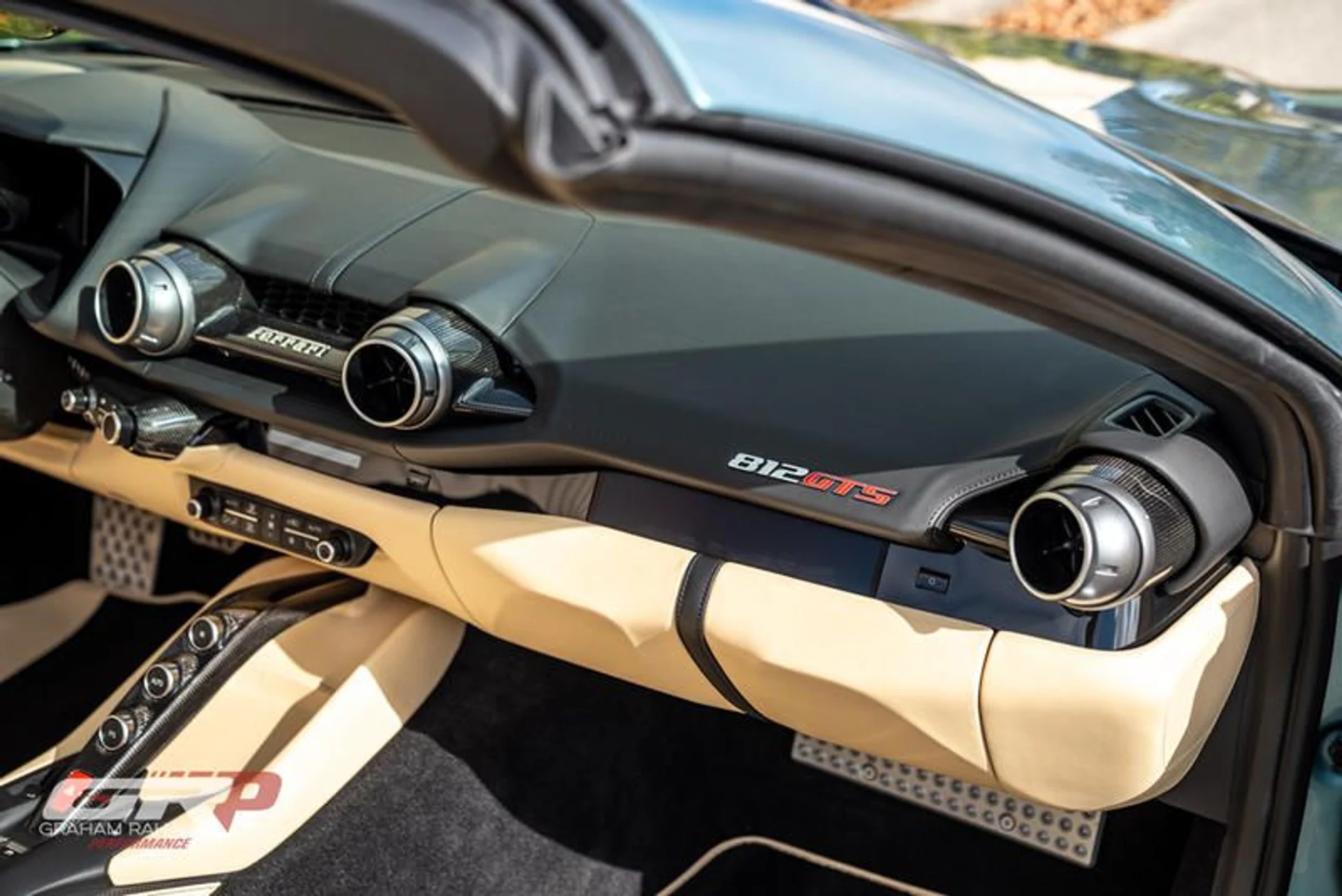 mph084_2561951370_6_A83_E71_F_7_B04_4_B7_D_836_F_B8_DA_1_F27_AB_48_90bbed7f08