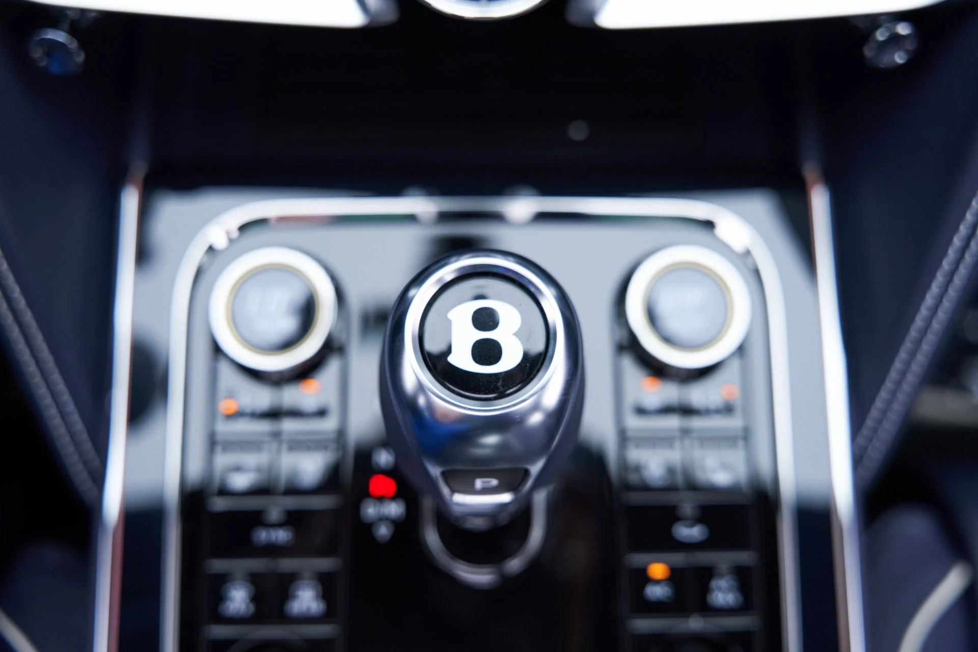 mph084_2583887747_Used_2025_Bentley_Flying_Spur_Speed_1792601359_a522d3e006