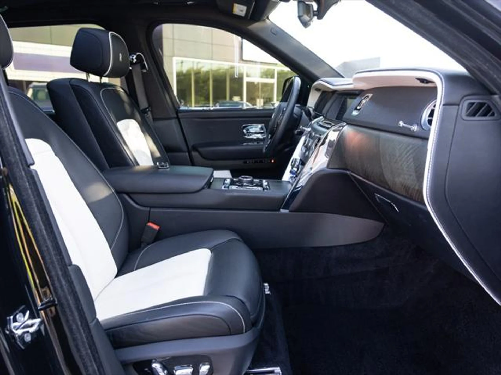 mph084_2600343194_342960235_6673c0327c1dc78c17071b9d_265dc1375b