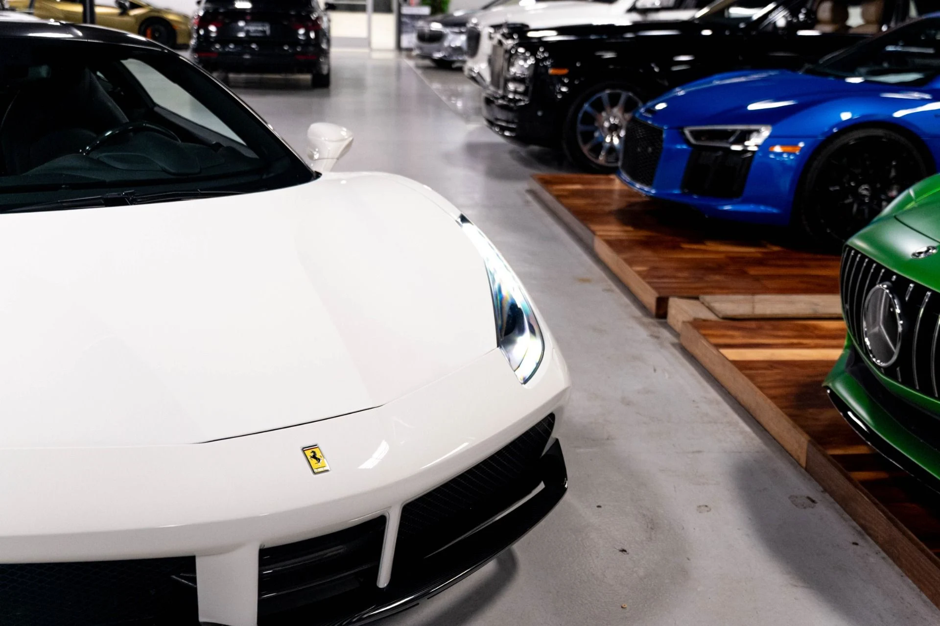 mph084_2718722717_Used_2016_Ferrari_488_GTB_1783363377_555fdc2e85