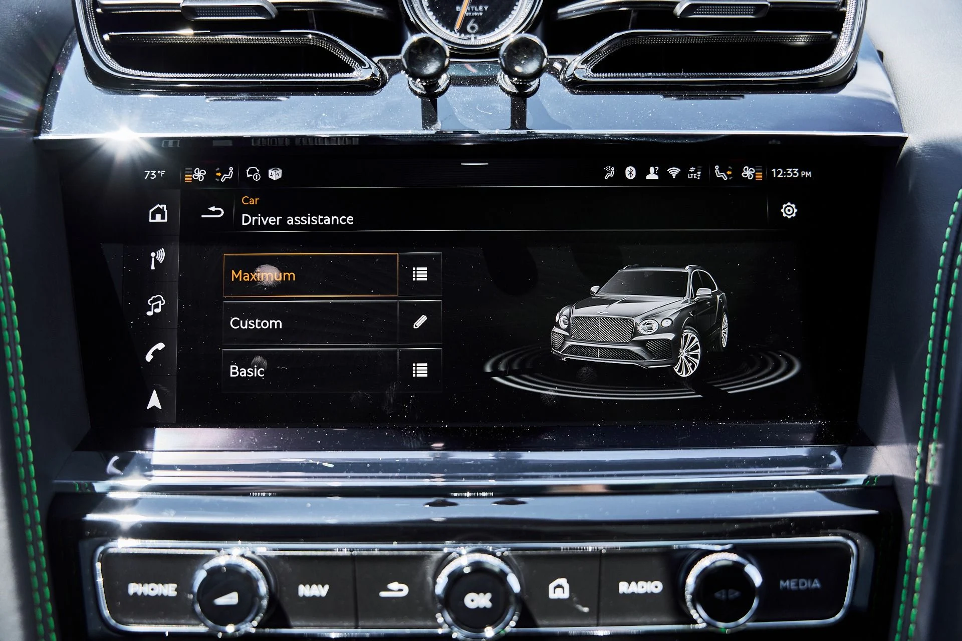 mph084_2730016020_Used_2025_Bentley_Bentayga_S_Black_Edition_1777750210_506a90aaab