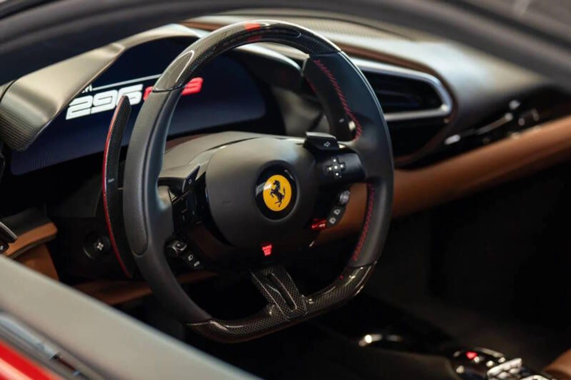 mph084_2762873546_2025_ferrari_296_gtb_base_2dr_coupe_0ac4a4381d