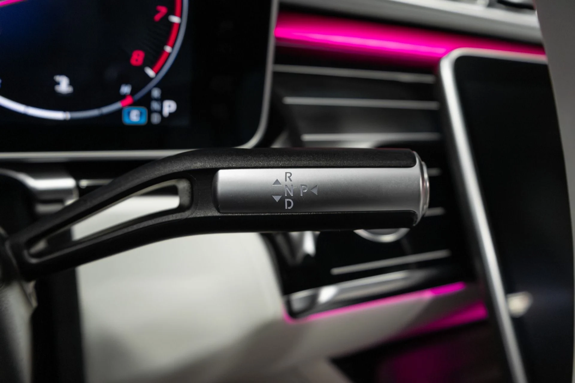 mph084_2830940424_Used_2024_Mercedes_Benz_S_Class_Maybach_S_680_4_MATIC_1766187081_3af2bfb4ee