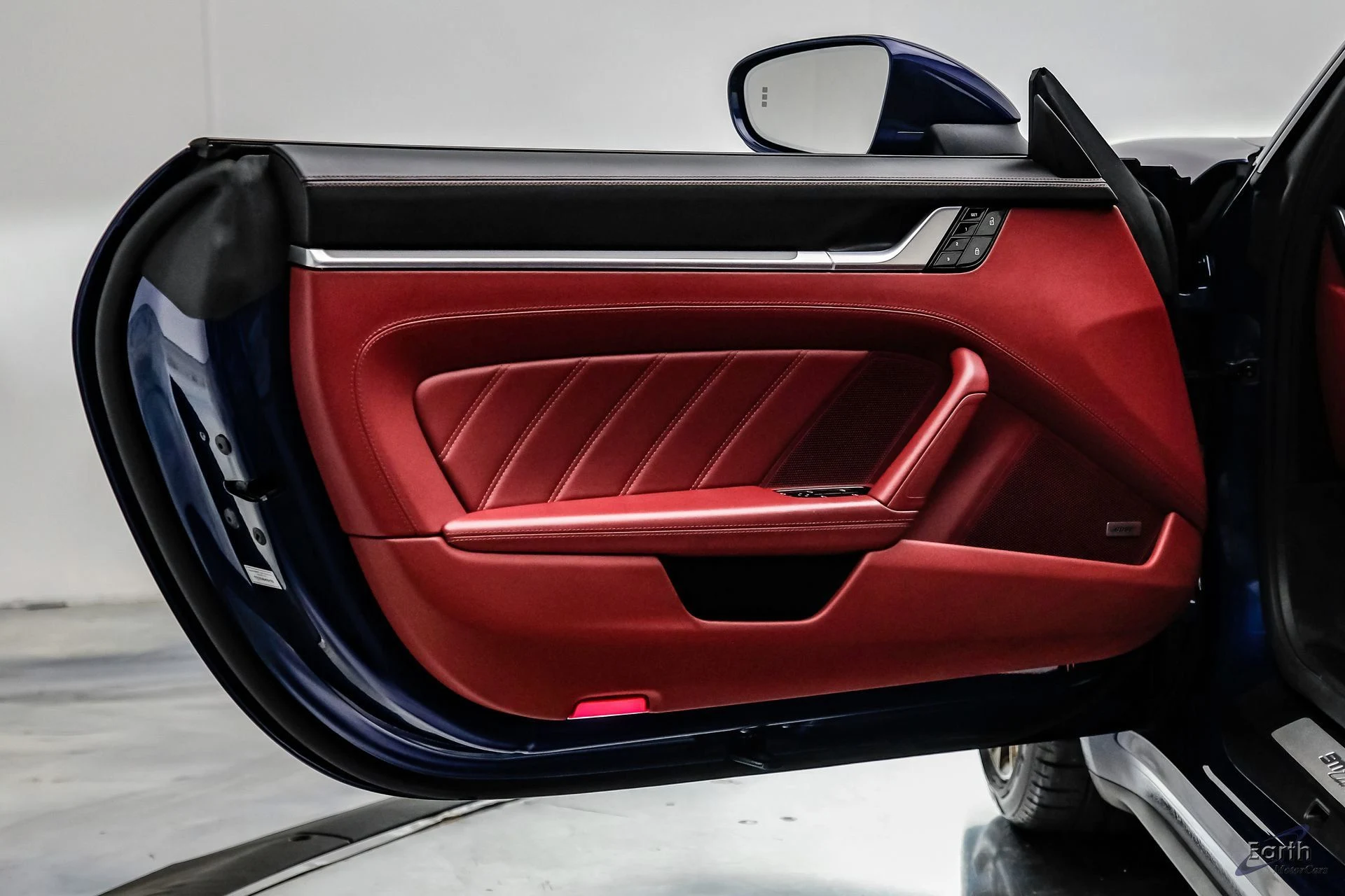 mph084_288978837_e8a12e2232bef0eba1b98234cc7ce851x_9357f3ce68