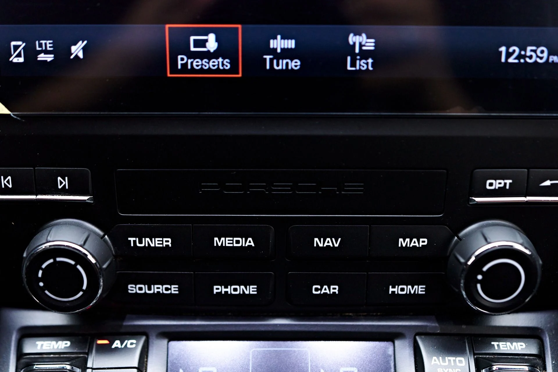 mph084_2923860359_Used_2025_Porsche_718_Cayman_GT_4_RS_1754674090_8e6d5b1130