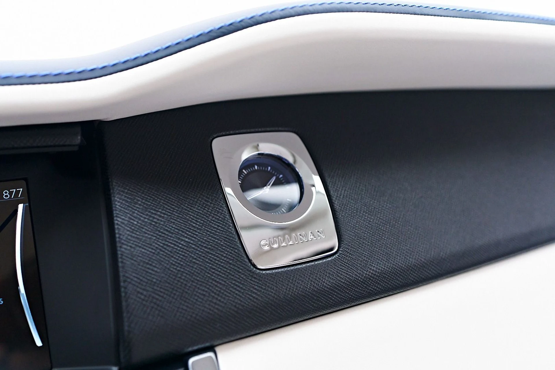 mph084_2979947219_Used_2023_Rolls_Royce_Cullinan_Base_1745954360_2b9a699989