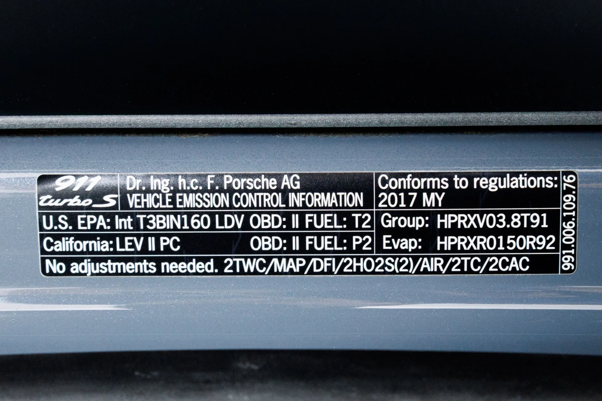 mph084_3053525269_Used_2017_Porsche_911_Turbo_S_1787680481_310fc5d3b4