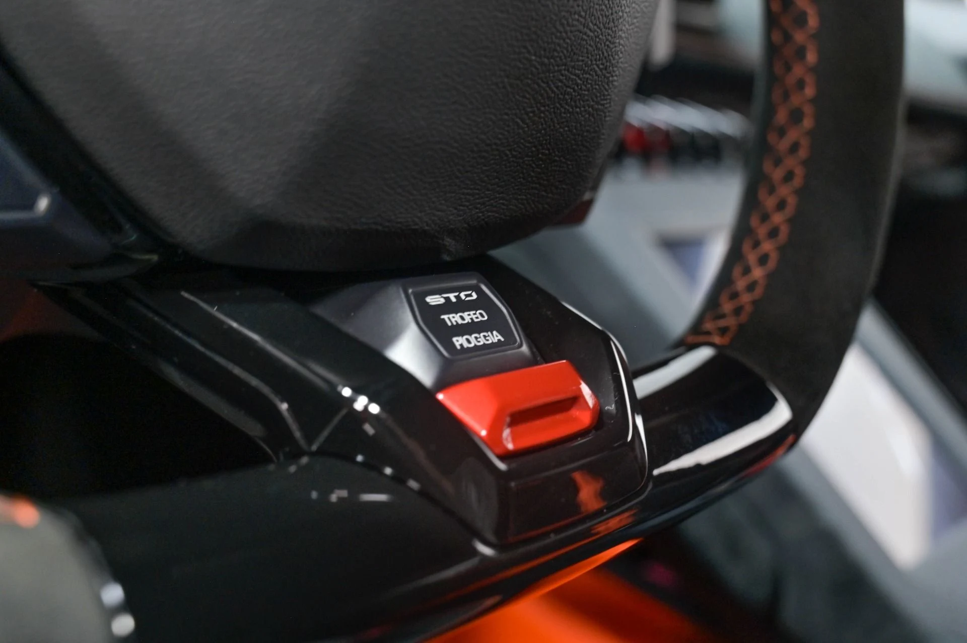 mph084_3149694648_Used_2023_Lamborghini_Huracan_STO_1782768591_2112b2cc7a
