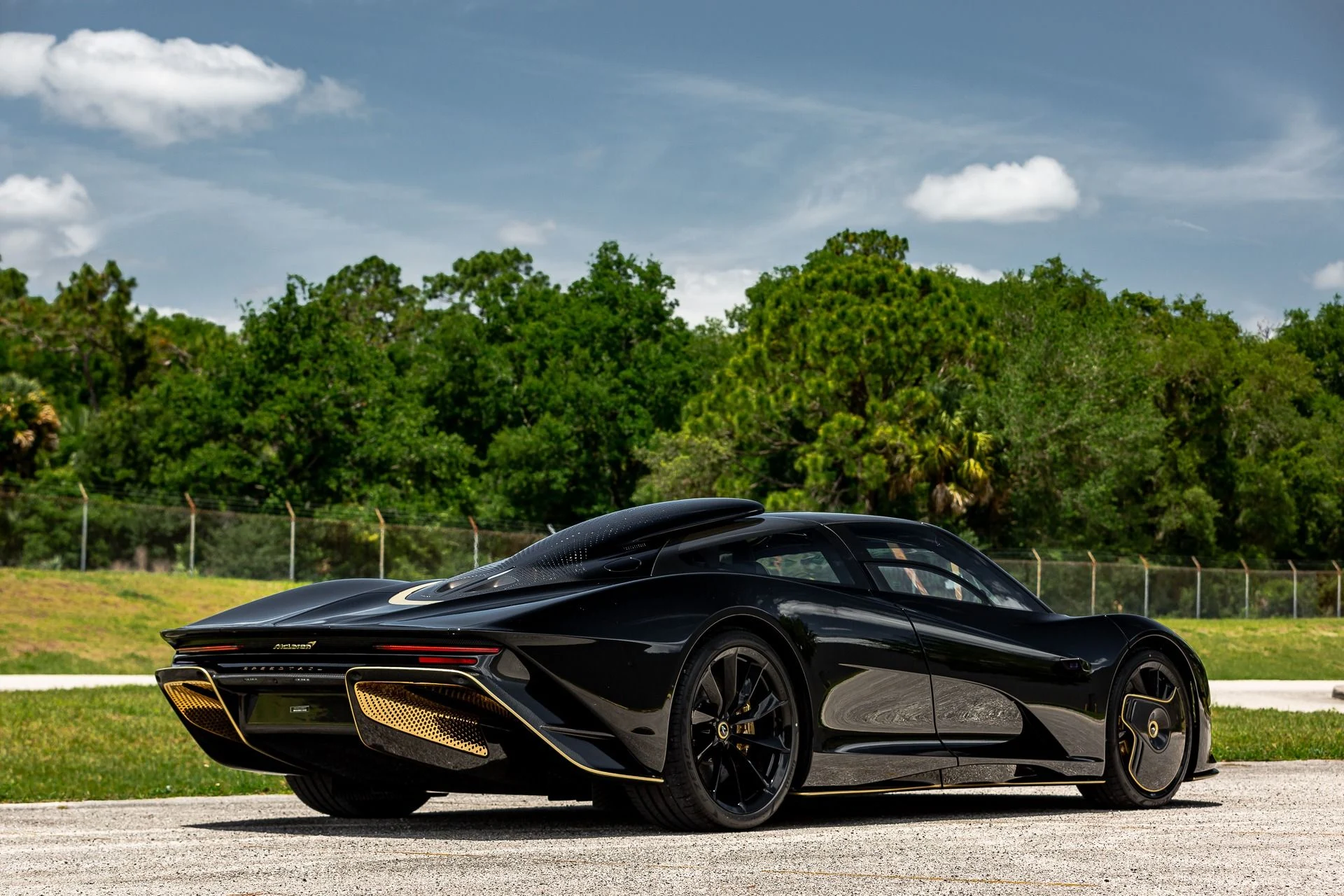 mph084_3305847985_Used_2020_Mc_Laren_Speedtail_XP_10_Bespoke_b812b15f44