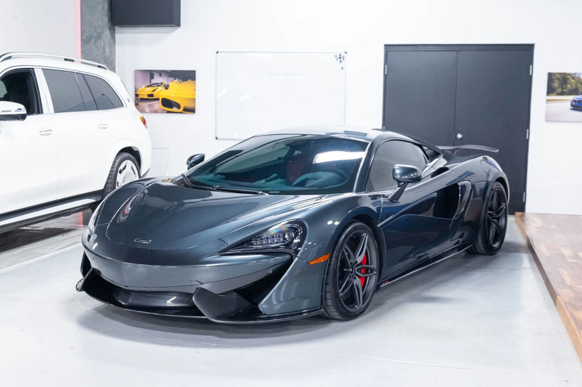 mph084_3533433157_Used_2019_Mc_Laren_570_S_1783628324_ea849570ac
