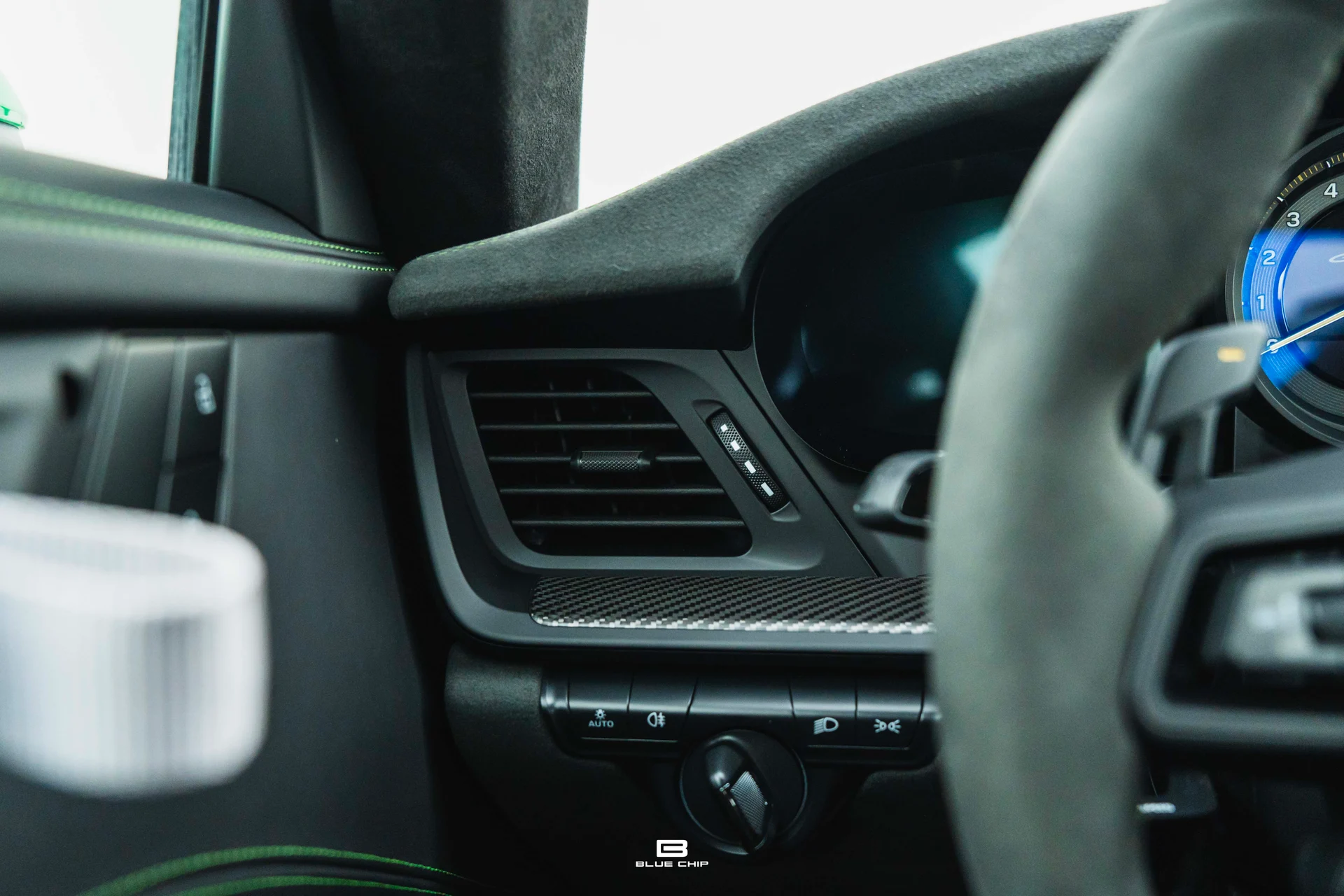 mph084_3534648521_69583b5f25efcd8a64946c97_A7401113_e2e2554780