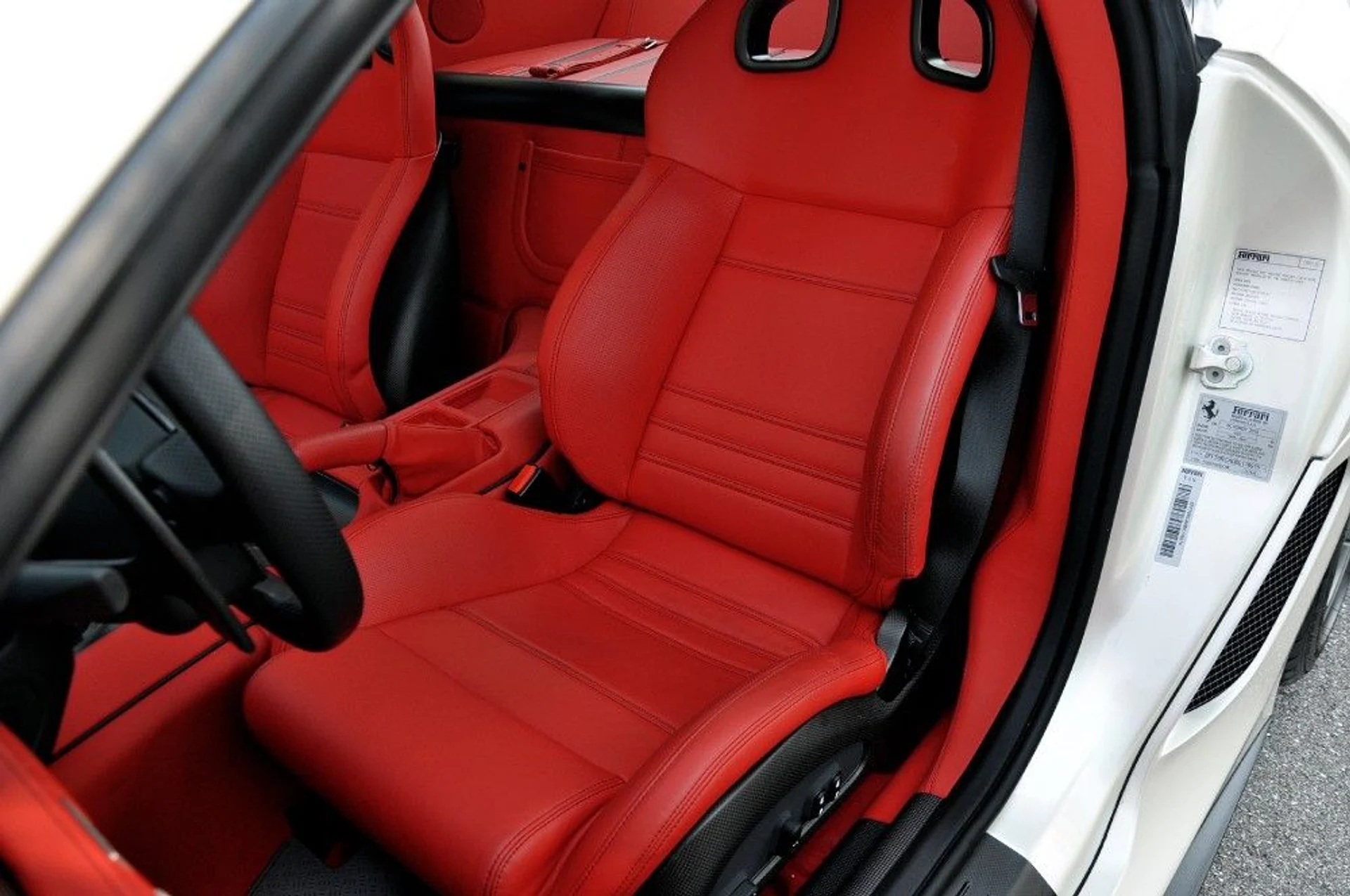 mph084_3734285672_81_p85_l_f3d05cf1b6