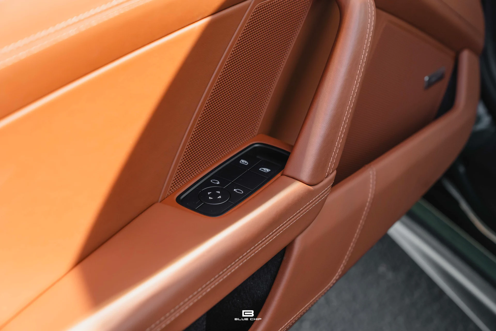 mph084_3745595231_68d703955e324e33a3ae4494_DSC_00505_c03a956c5b