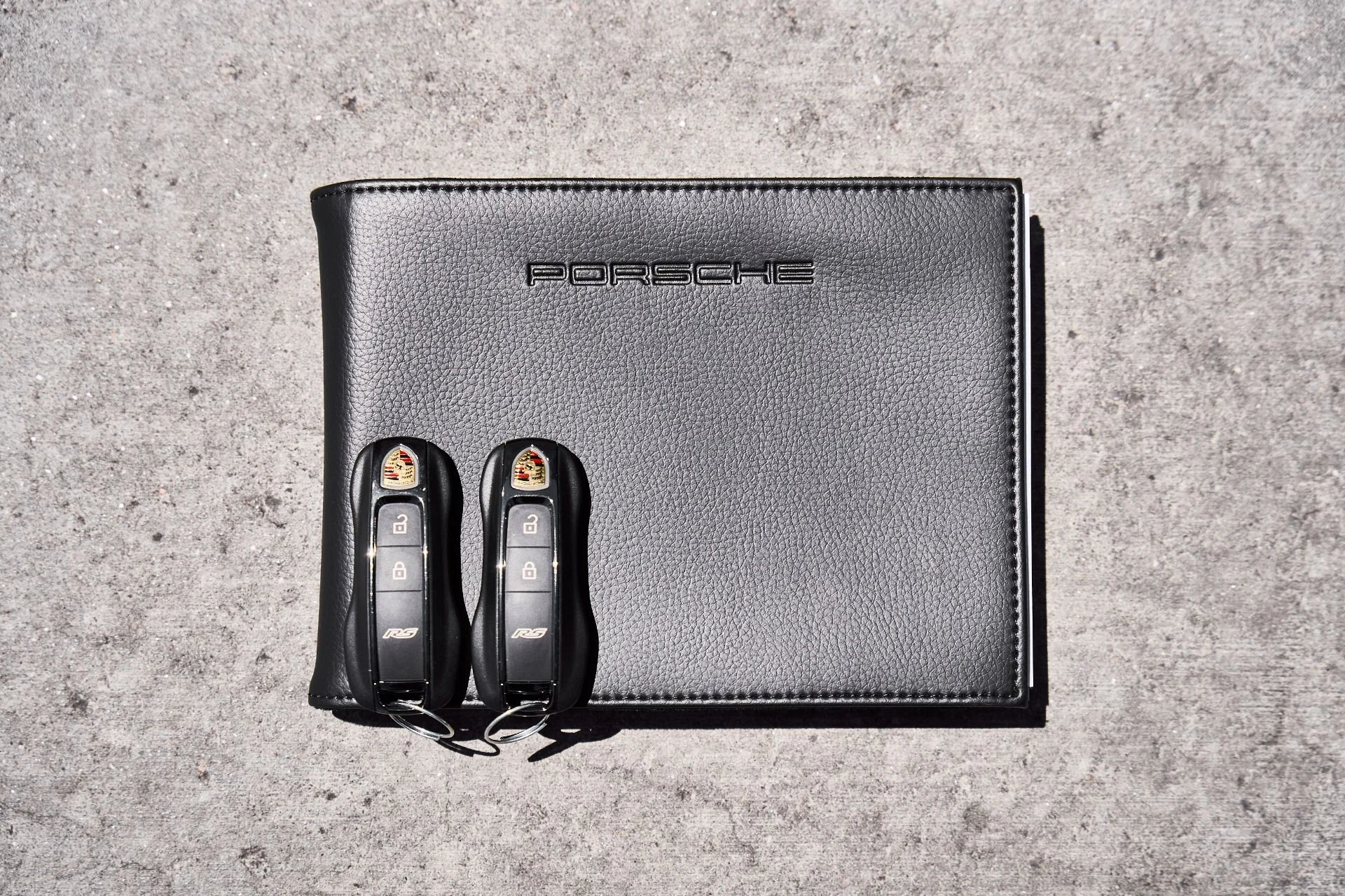 mph084_3762162747_Used_2025_Porsche_911_GT_3_RS_1780614797_a8fa43620e