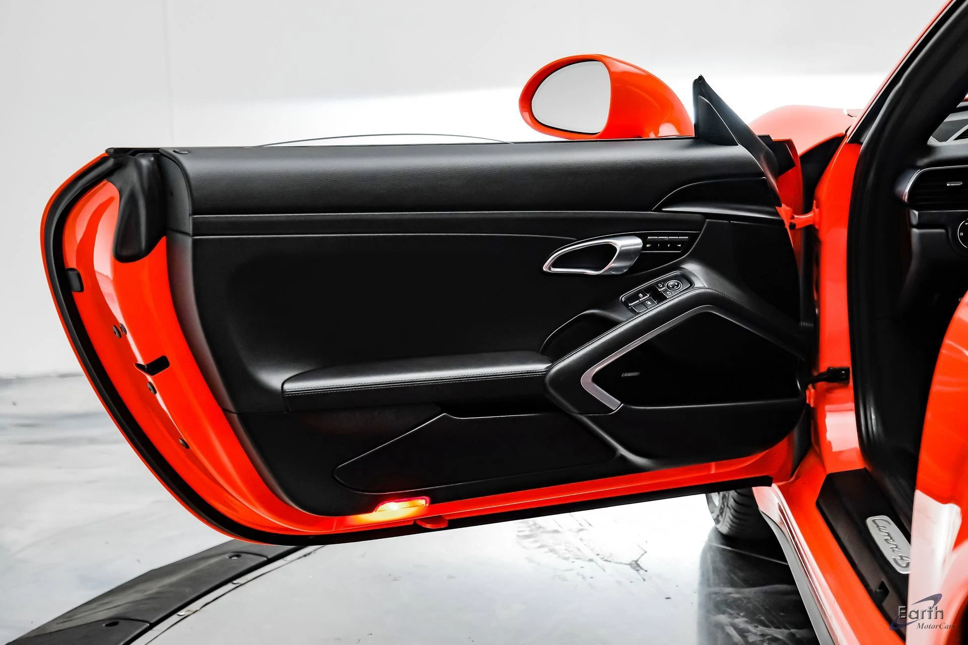 mph084_393251826_8ad0439d41a18023ed6108a0b651c69ax_c2a34f904a