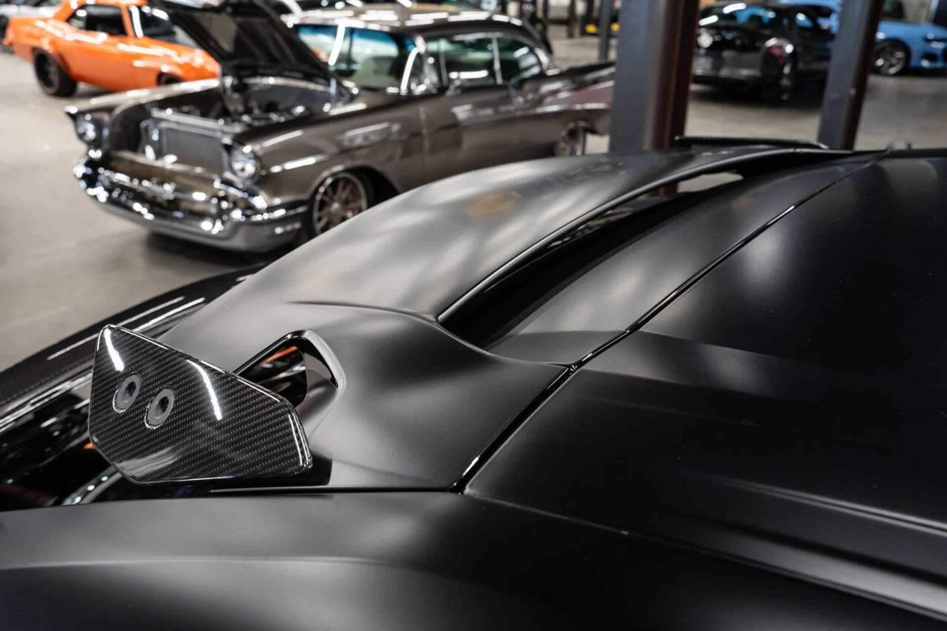 mph084_3936039057_lamborghini_urus_2023_805d6e5f8b