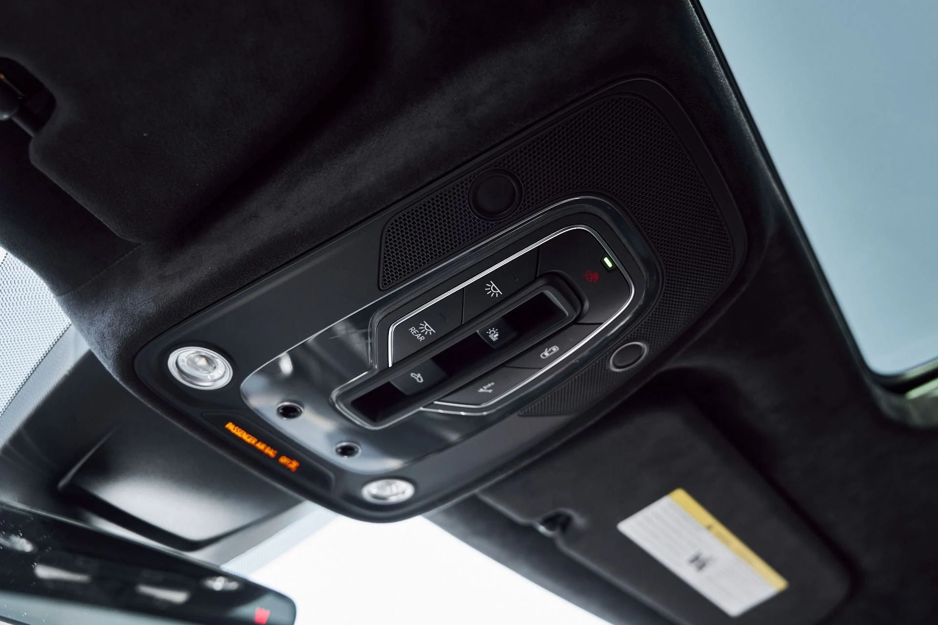 mph084_398723935_Used_2024_Lamborghini_Urus_S_1770085975_1adad47aeb