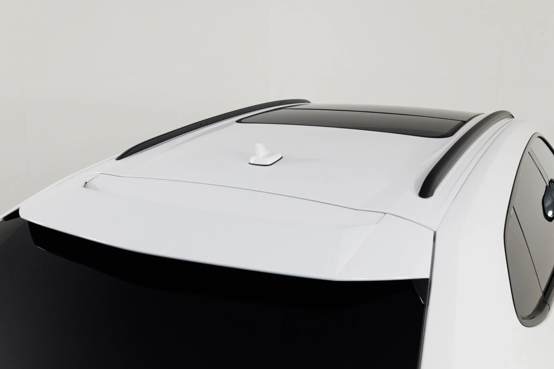 mph084_3996529446_Used_2024_Lamborghini_Urus_S_1775674860_1010cda715