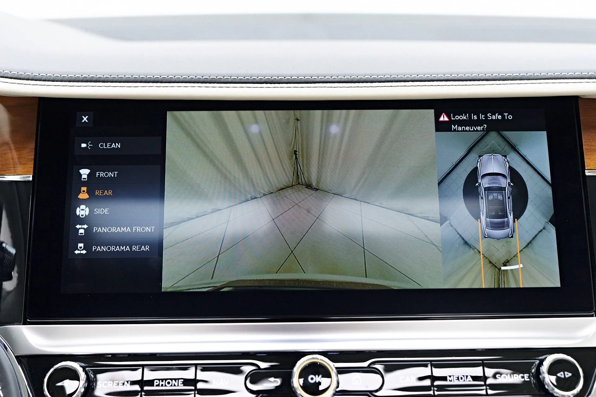 mph084_3998485517_Used_2021_Bentley_Flying_Spur_V8_1755391879_64d525ee33