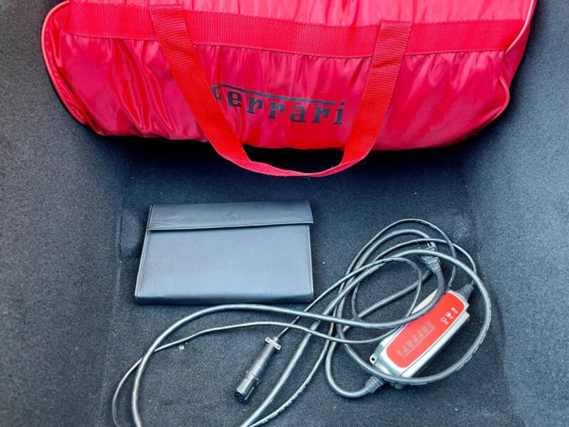 mph084_4003917250_2013_ferrari_458_spider_base_2dr_convertible_c4d841dd1d