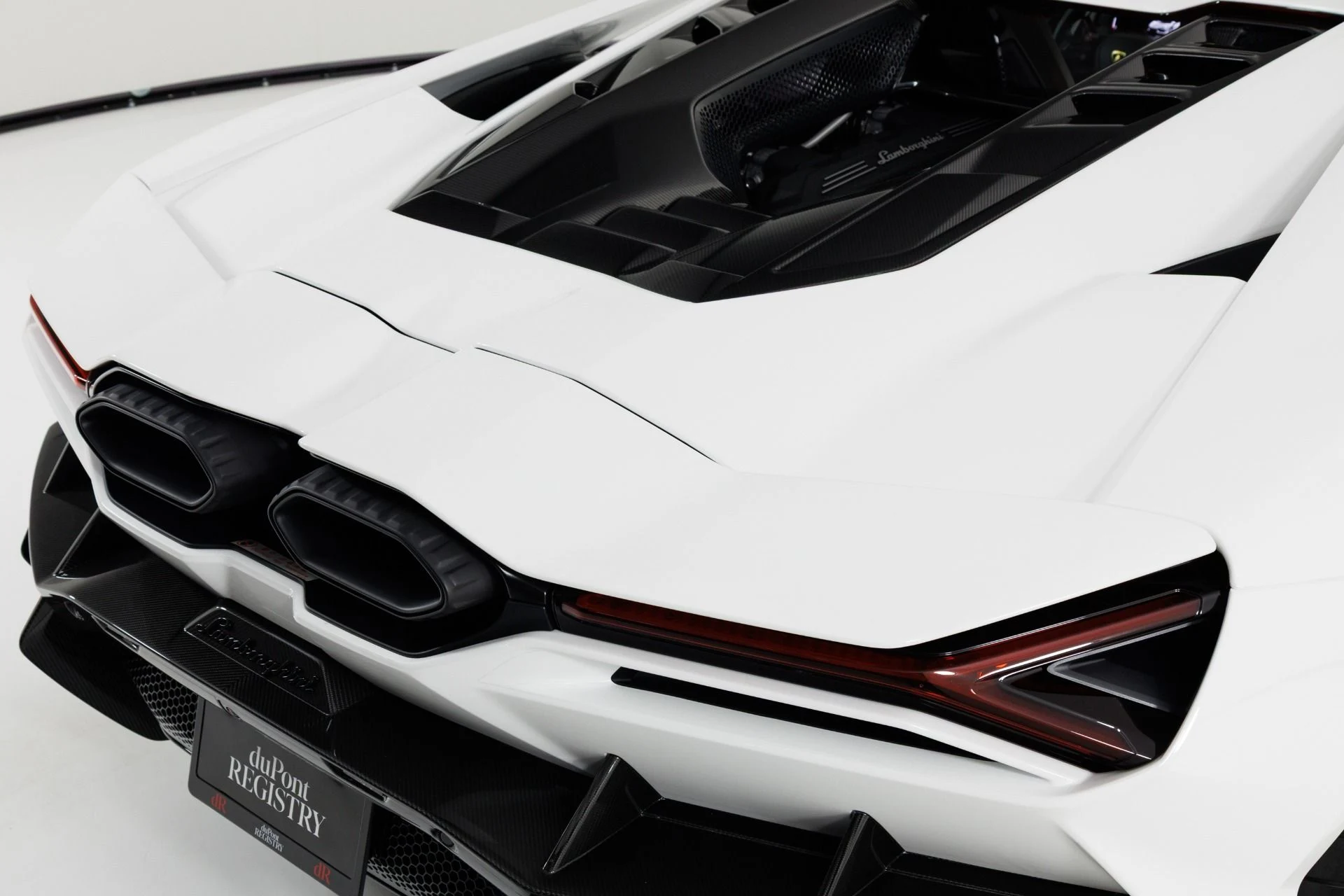 mph084_4017923893_Used_2024_Lamborghini_Revuelto_1786042602_f12175a040