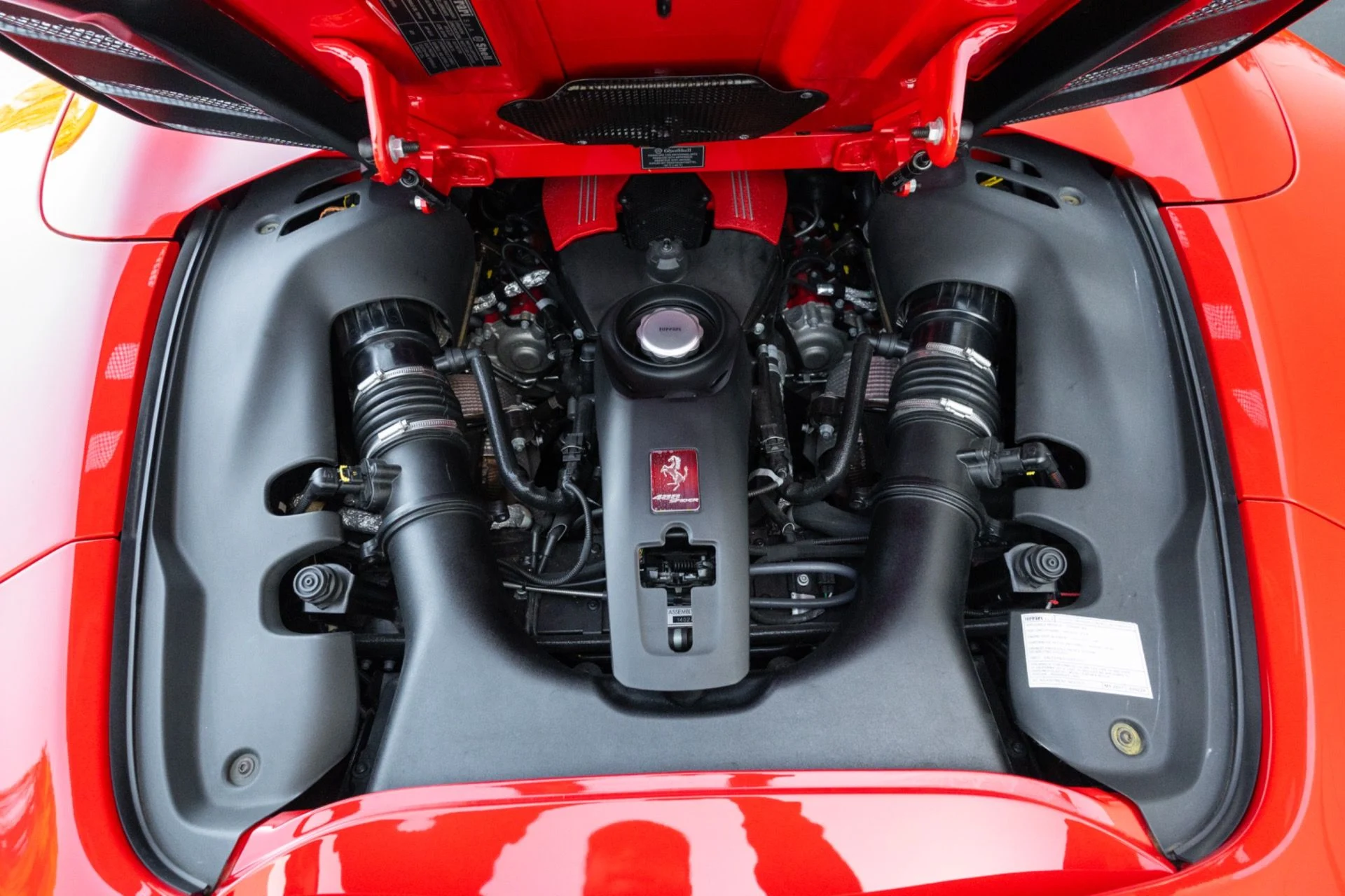 mph084_4108810417_Used_2017_Ferrari_488_Spider_1771886978_5ab991dbcb