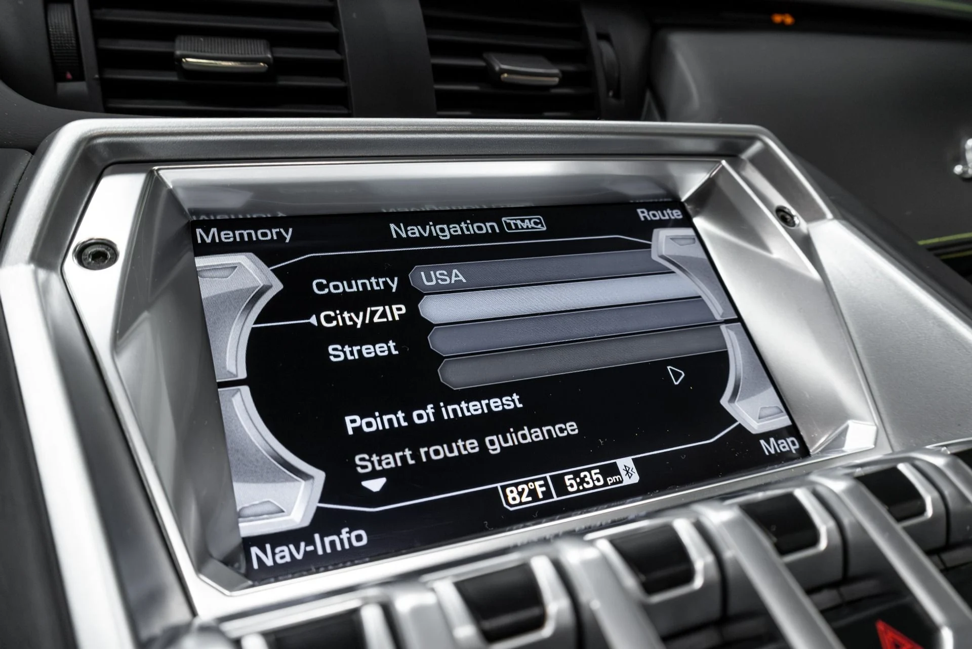 mph084_4204098447_Used_2015_Lamborghini_Aventador_1764723845_5466c08dd0