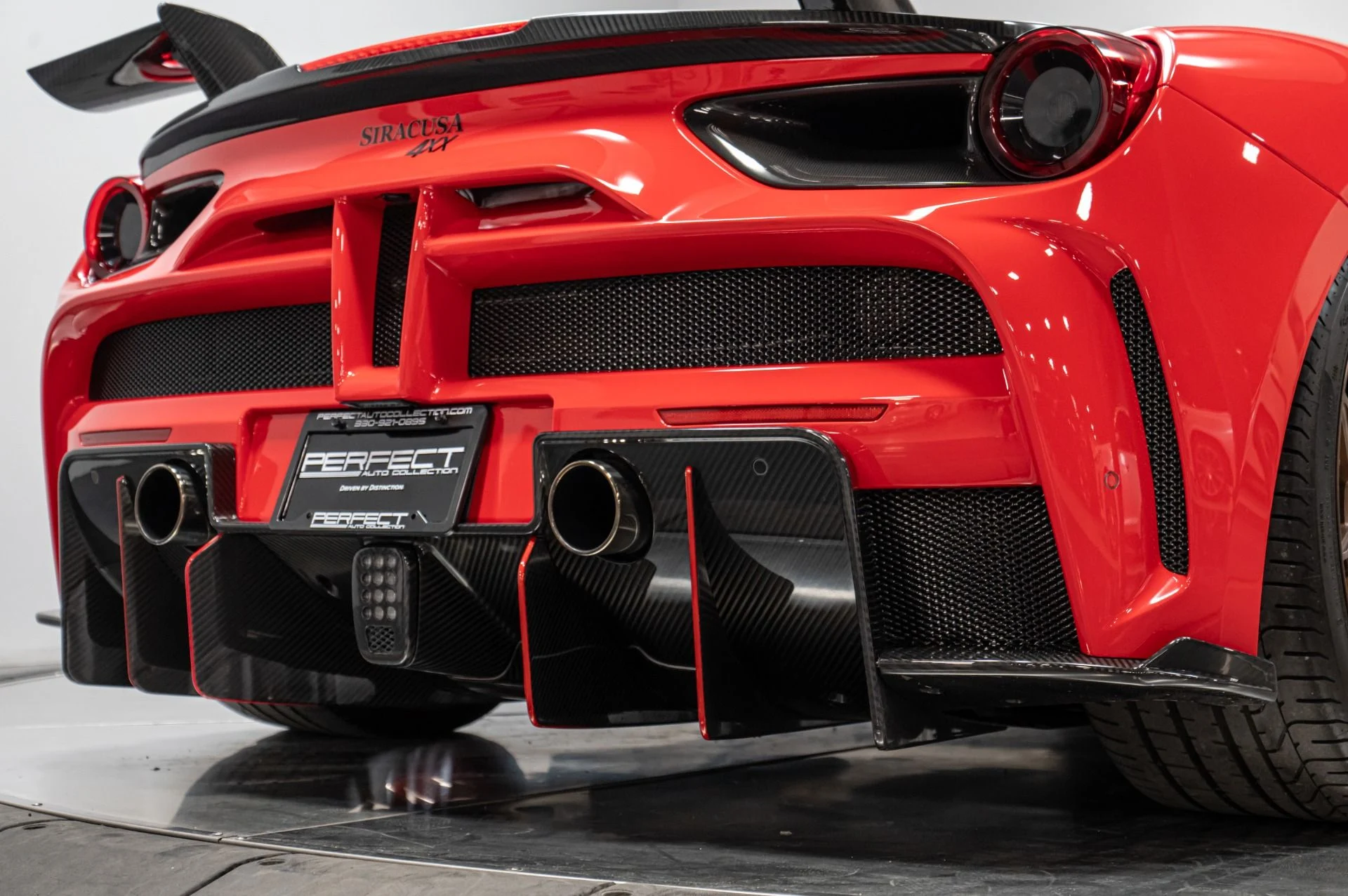 mph084_42052479_Used_2016_Ferrari_488_GTB_1747692594_c57cb3427b