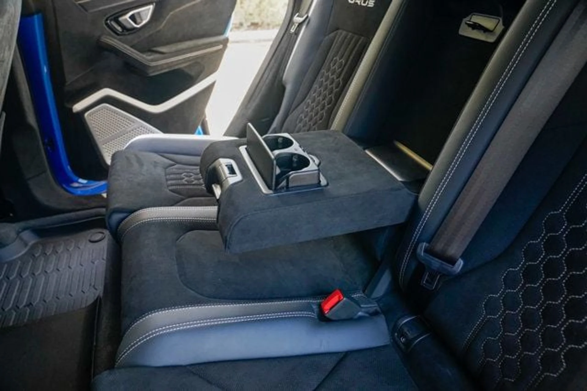 mph084_509908891_used_2024_lamborghini_urus_performanteawd_14354_22887761_85_640_743c99fa5e