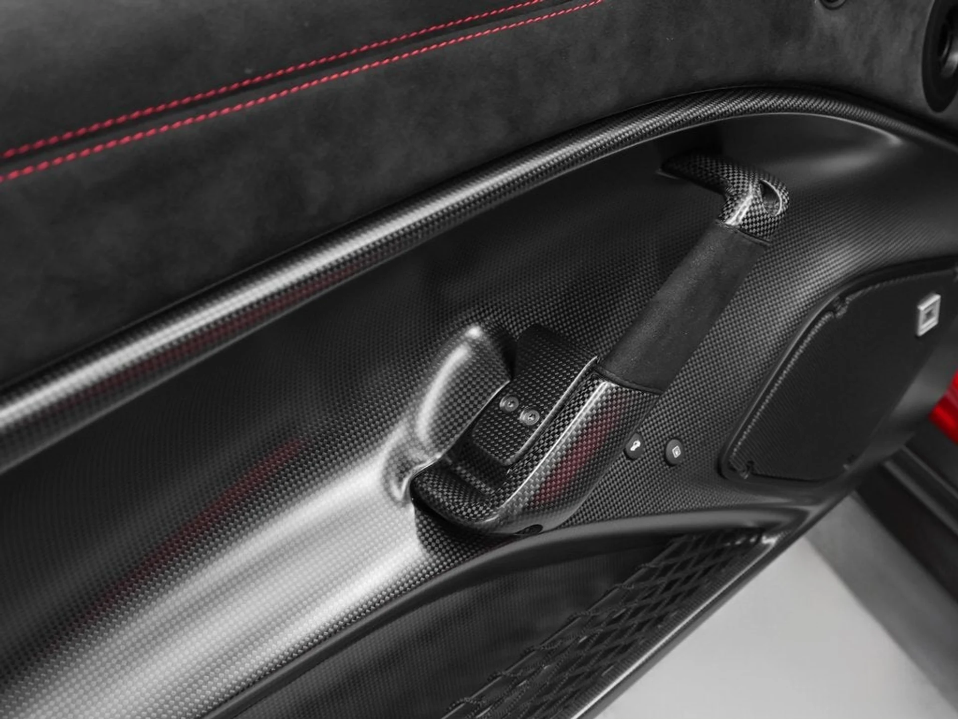 mph084_701269125_85_80408ed867