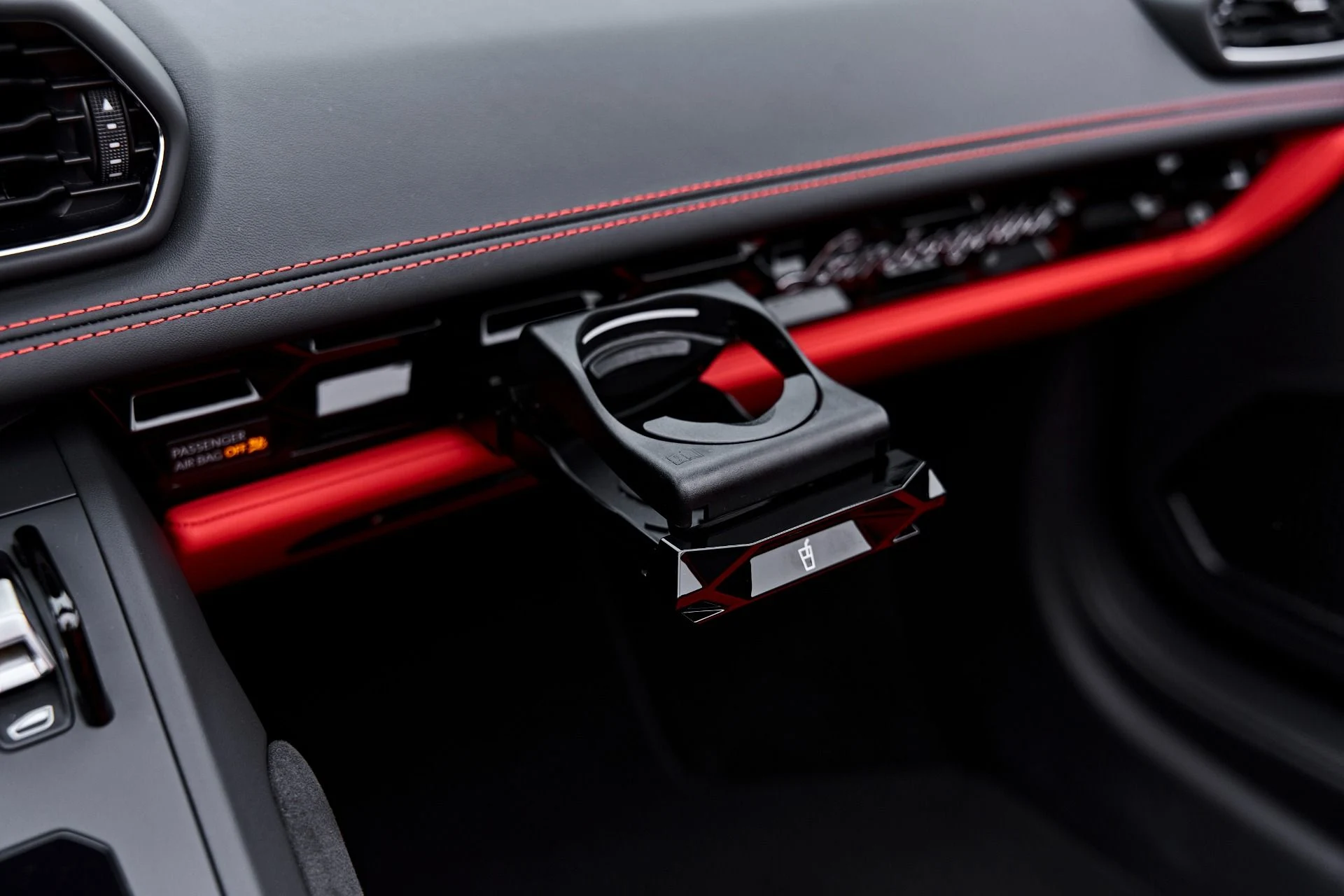 mph084_810556116_Used_2024_Lamborghini_Huracan_EVO_Base_1791337219_0dd904a112