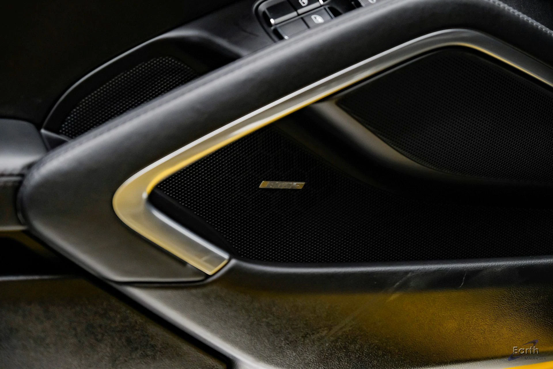 mph084_932963013_504e9b2d19a041ef9608ae95c2472676x_9e5e2eb3cb