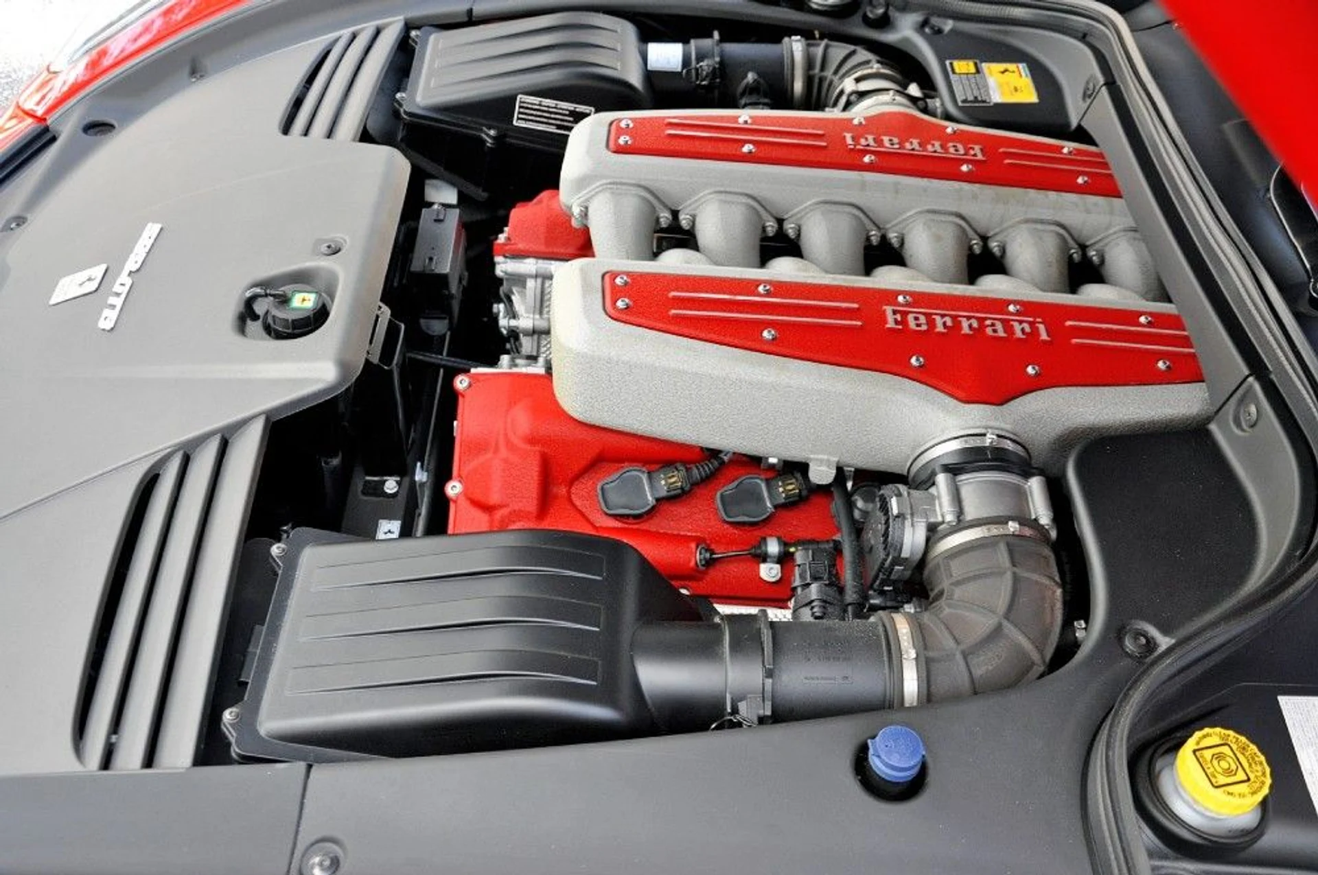 mph085_1119778362_13_p86_l_d9b429a49d