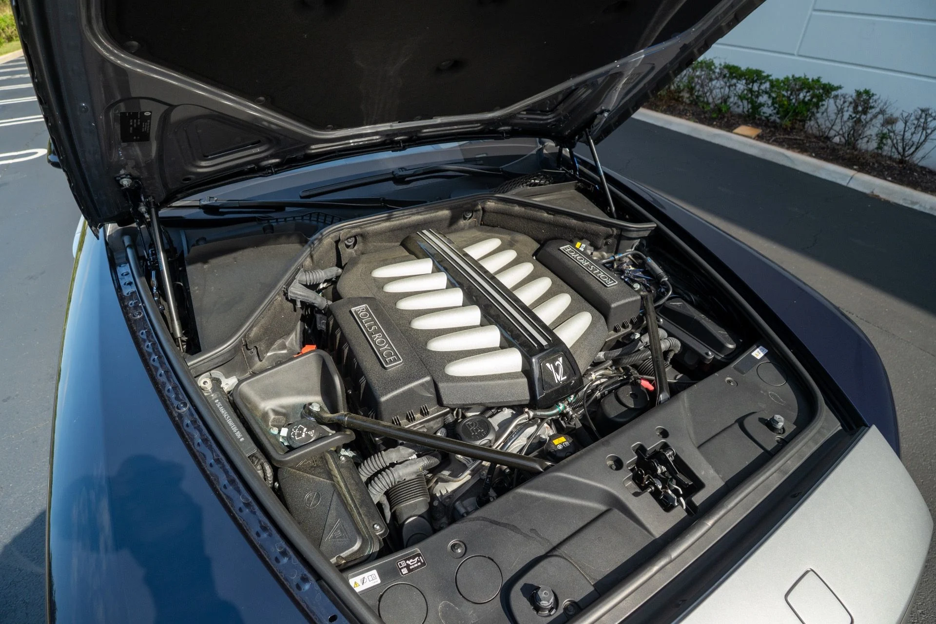 mph085_1291498582_Used_2016_Rolls_Royce_Wraith_1762887509_472c266679