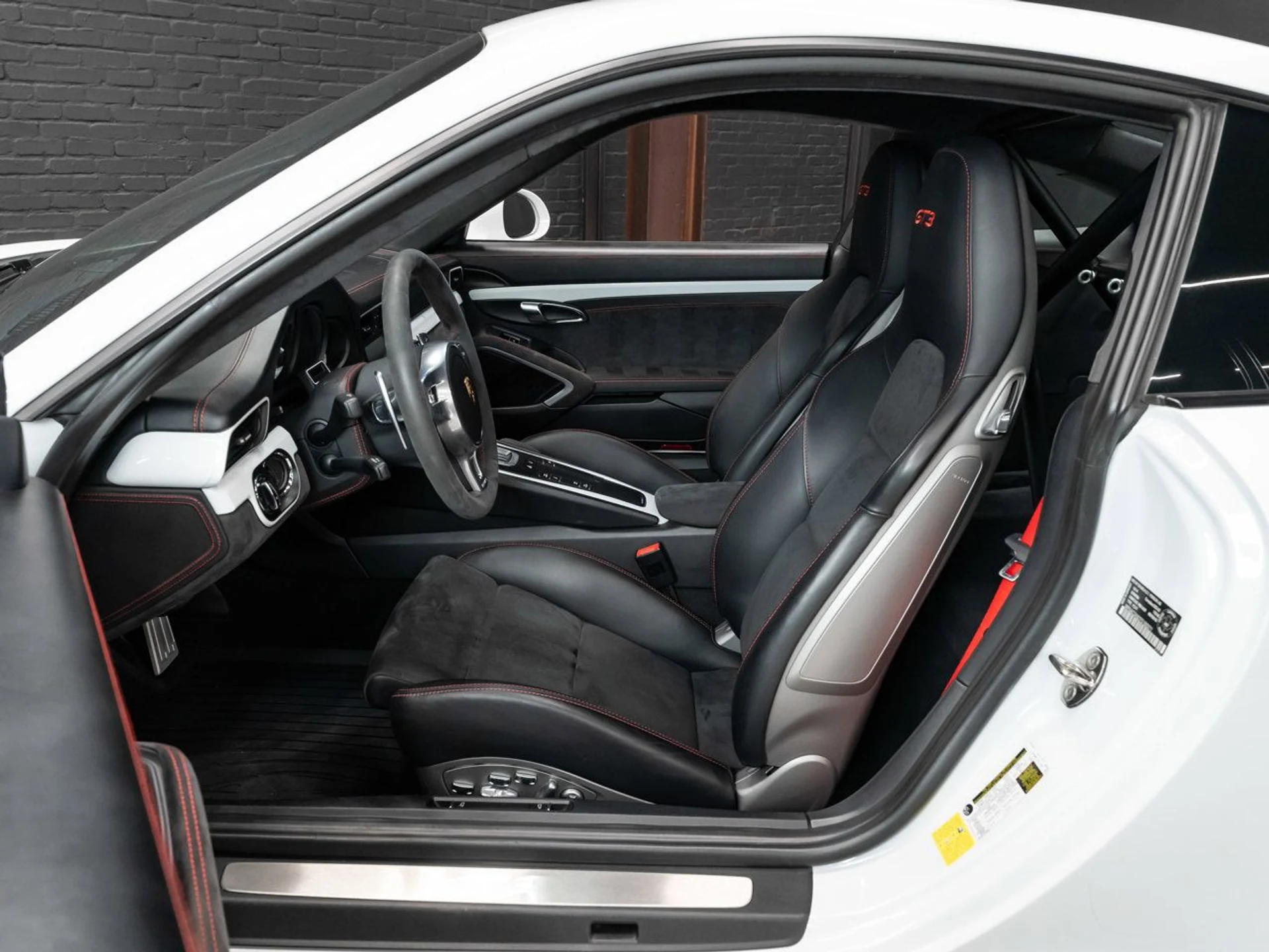 mph085_1400069374_porsche_911_2015_1535c8a5f1