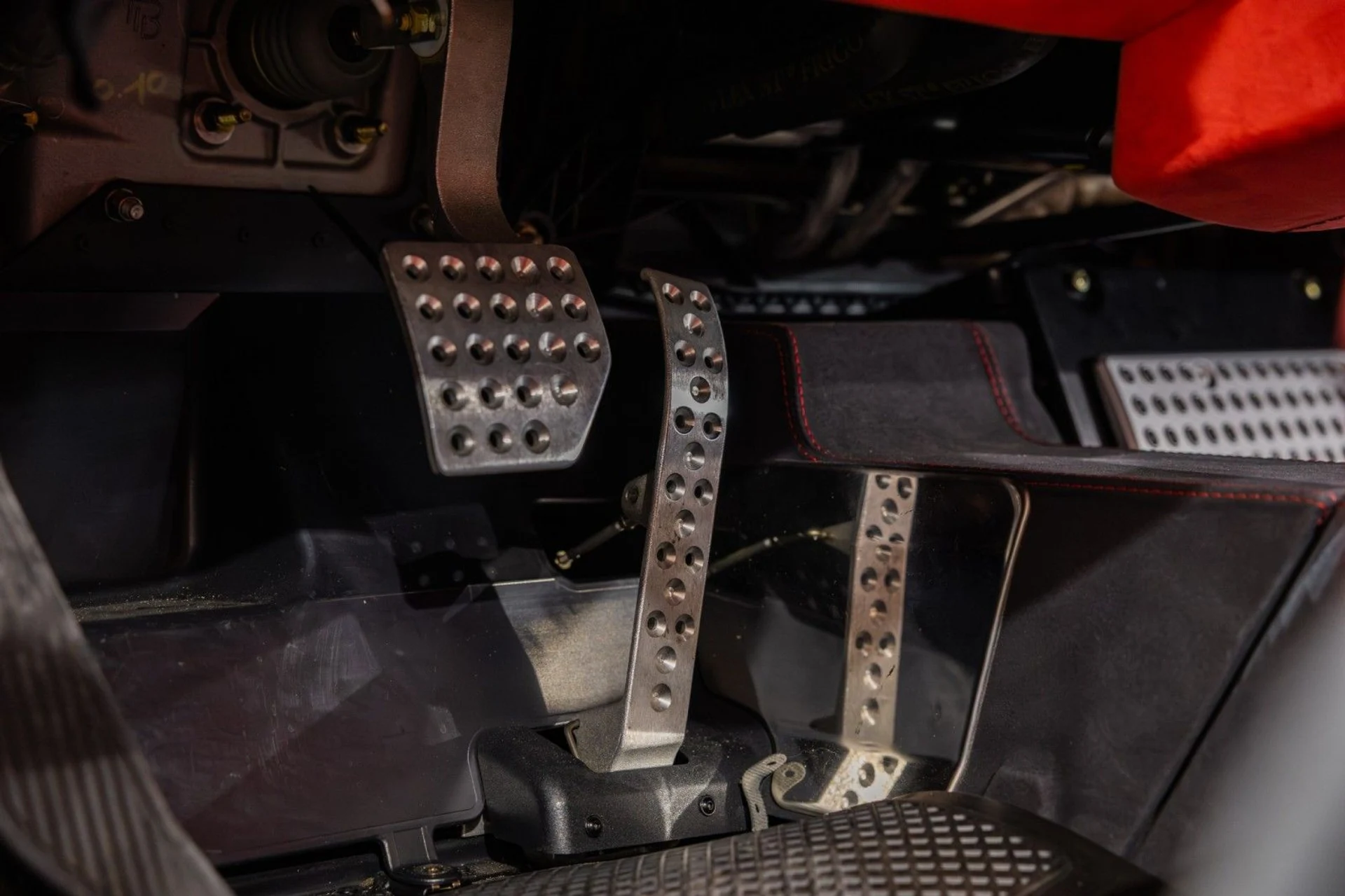 mph085_1497786518_z_A_fad5e4a009