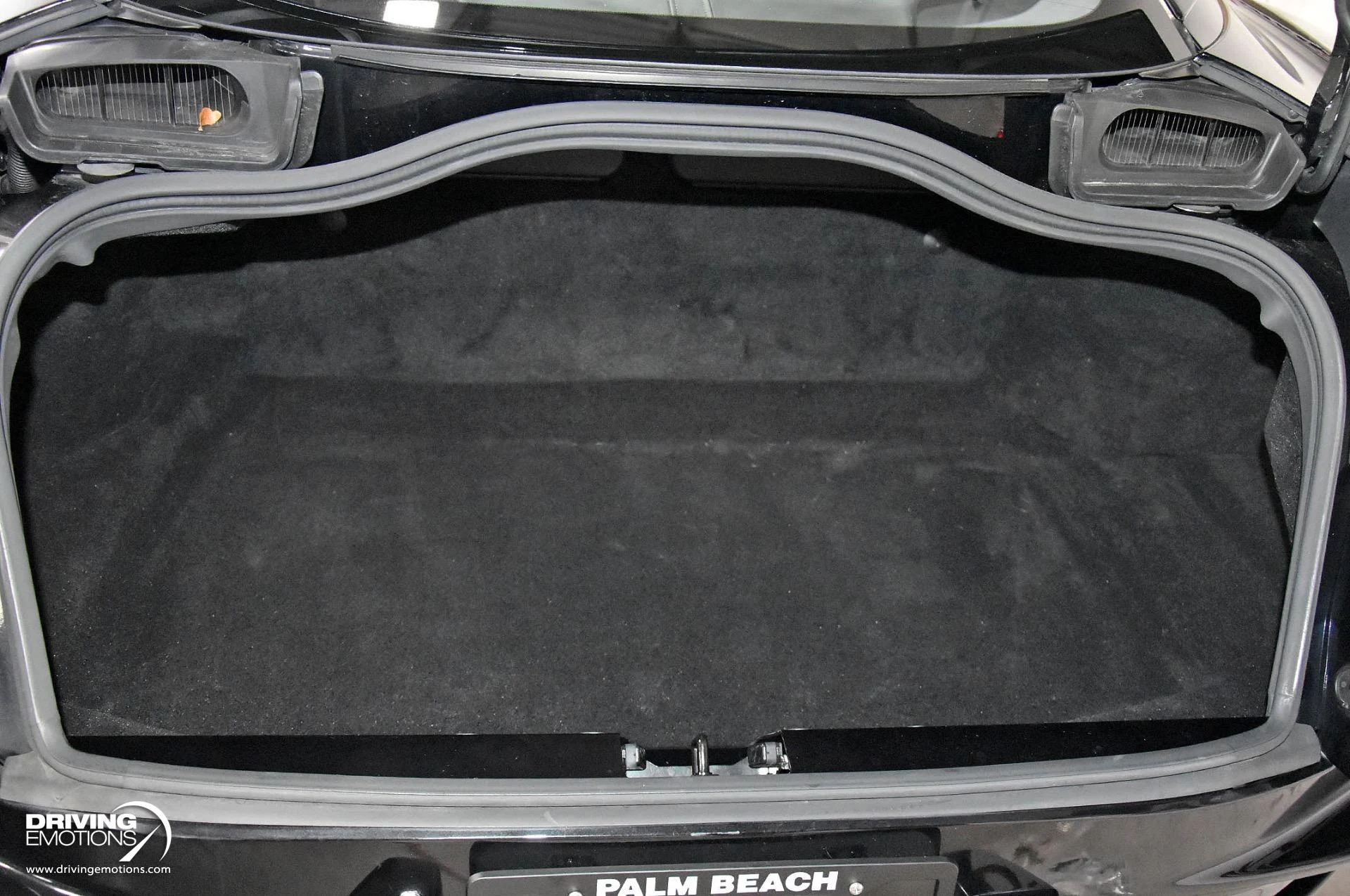 mph085_1792479402_861_p86_l_c21ffc022a