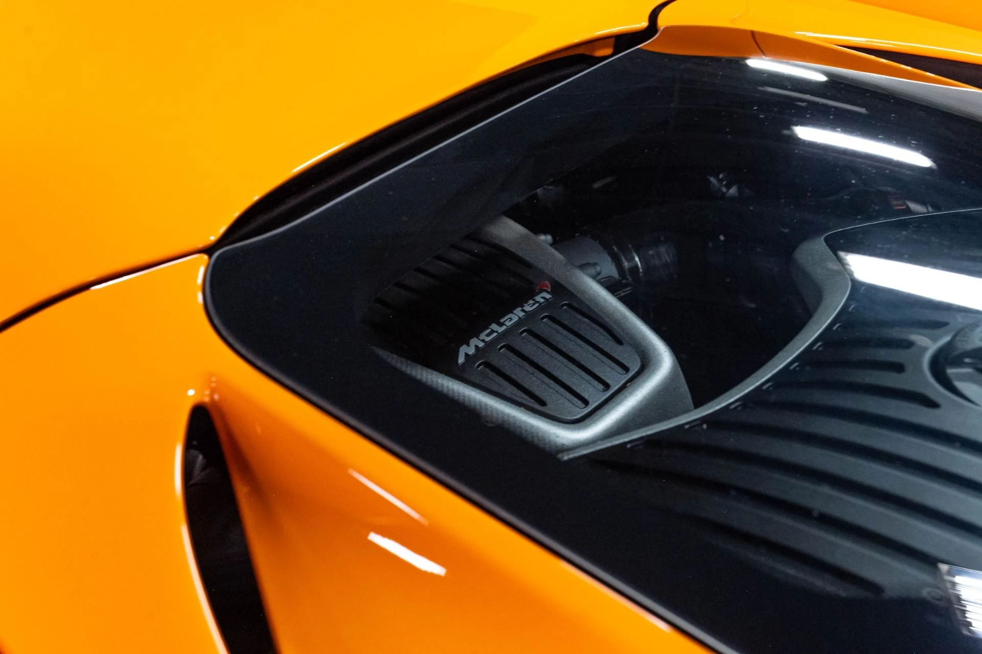 mph085_1884020664_Used_2015_Mc_Laren_650_S_Spider_1784647983_11439796ff